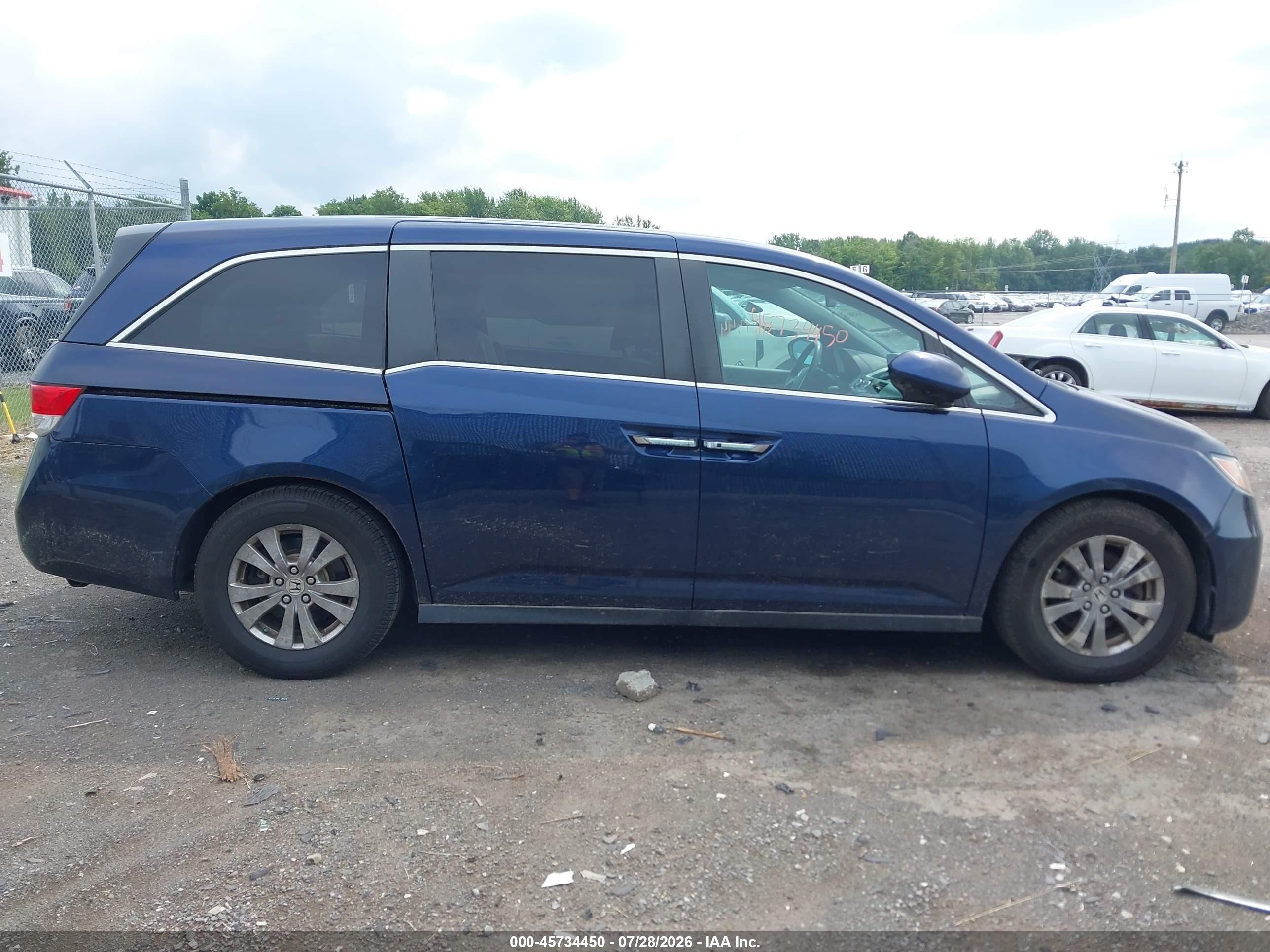 2015 Honda Odyssey Ex Blue vin: 5FNRL5H47FB040251