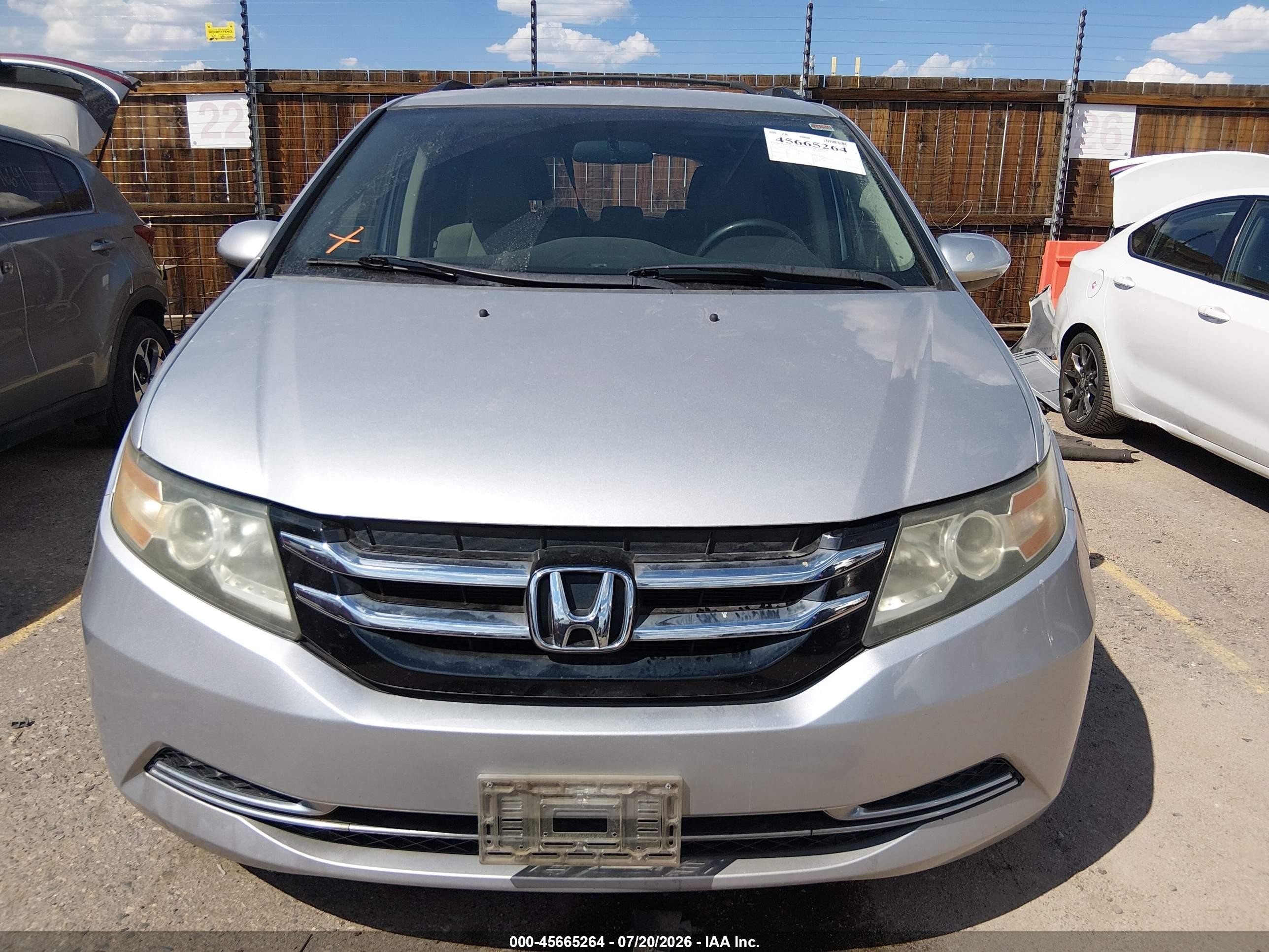2015 Honda Odyssey Ex Silver vin: 5FNRL5H47FB109178