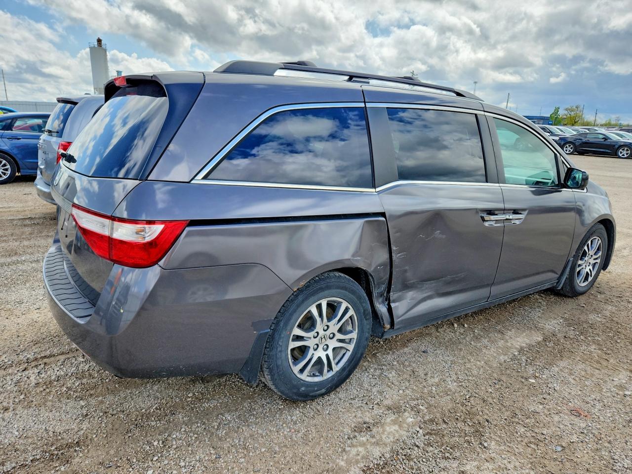 2011 Honda Odyssey Ex Gray vin: 5FNRL5H48BB081904