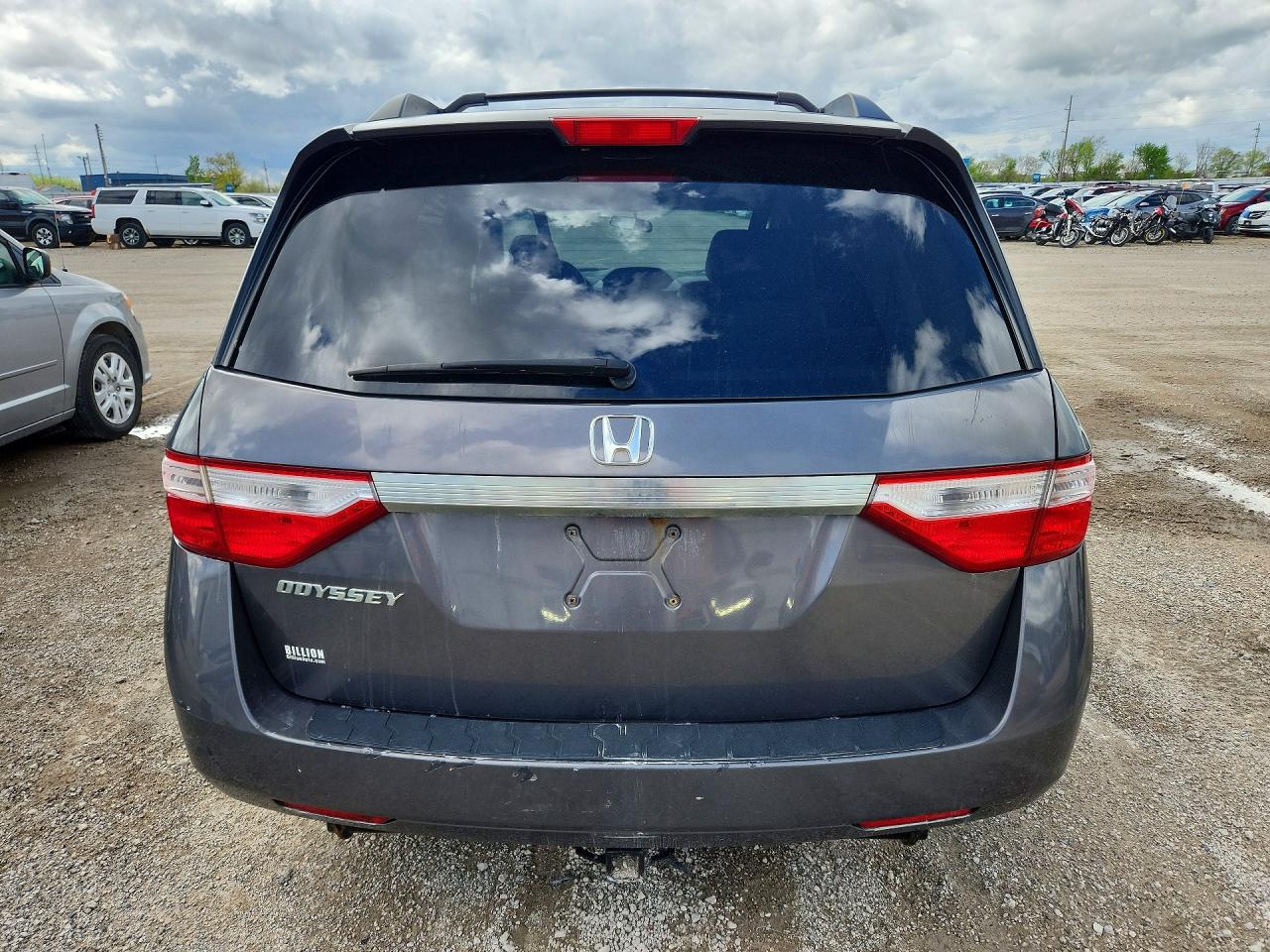 2011 Honda Odyssey Ex Gray vin: 5FNRL5H48BB081904
