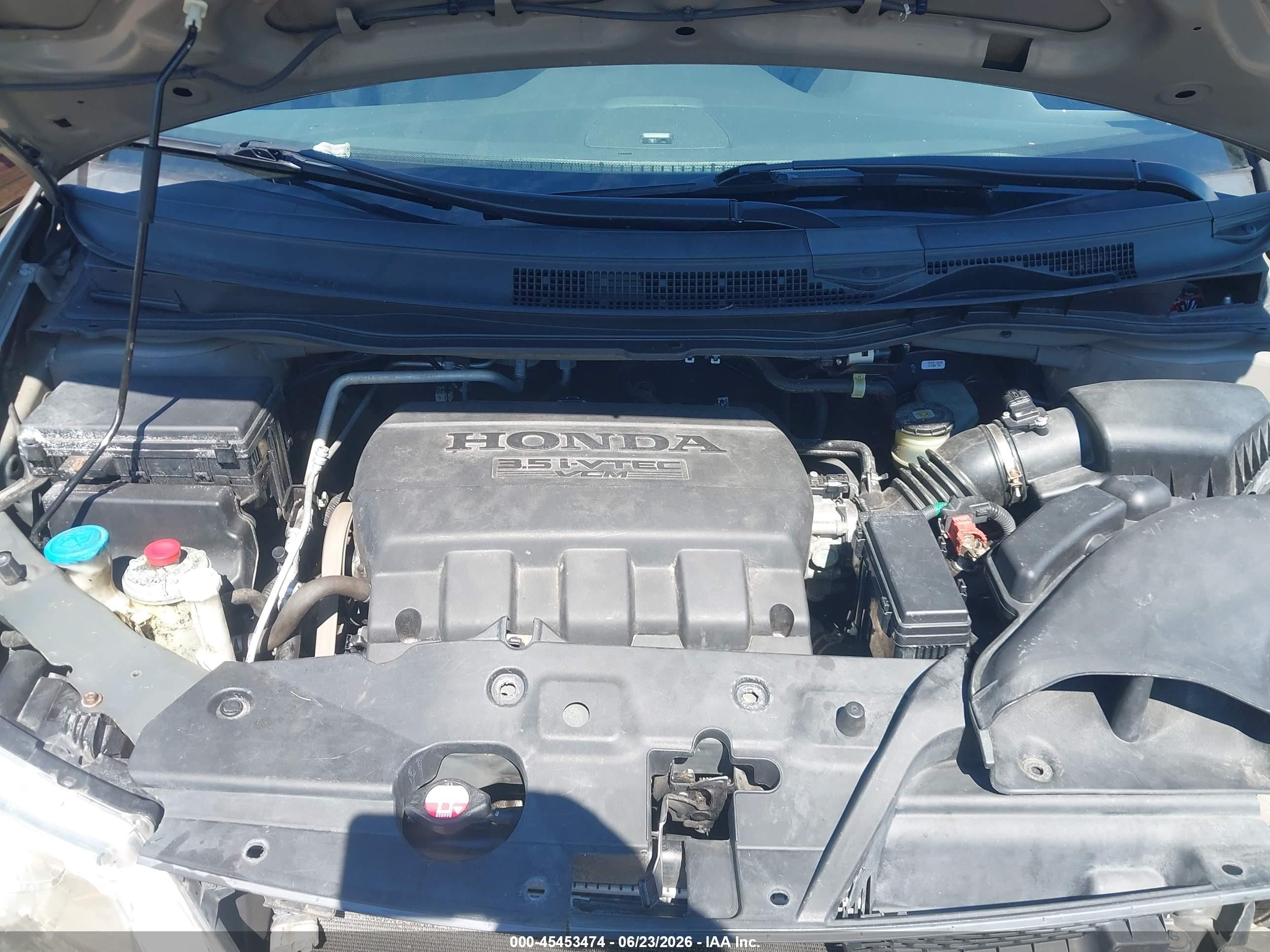 2011 Honda Odyssey Ex Tan vin: 5FNRL5H48BB082003