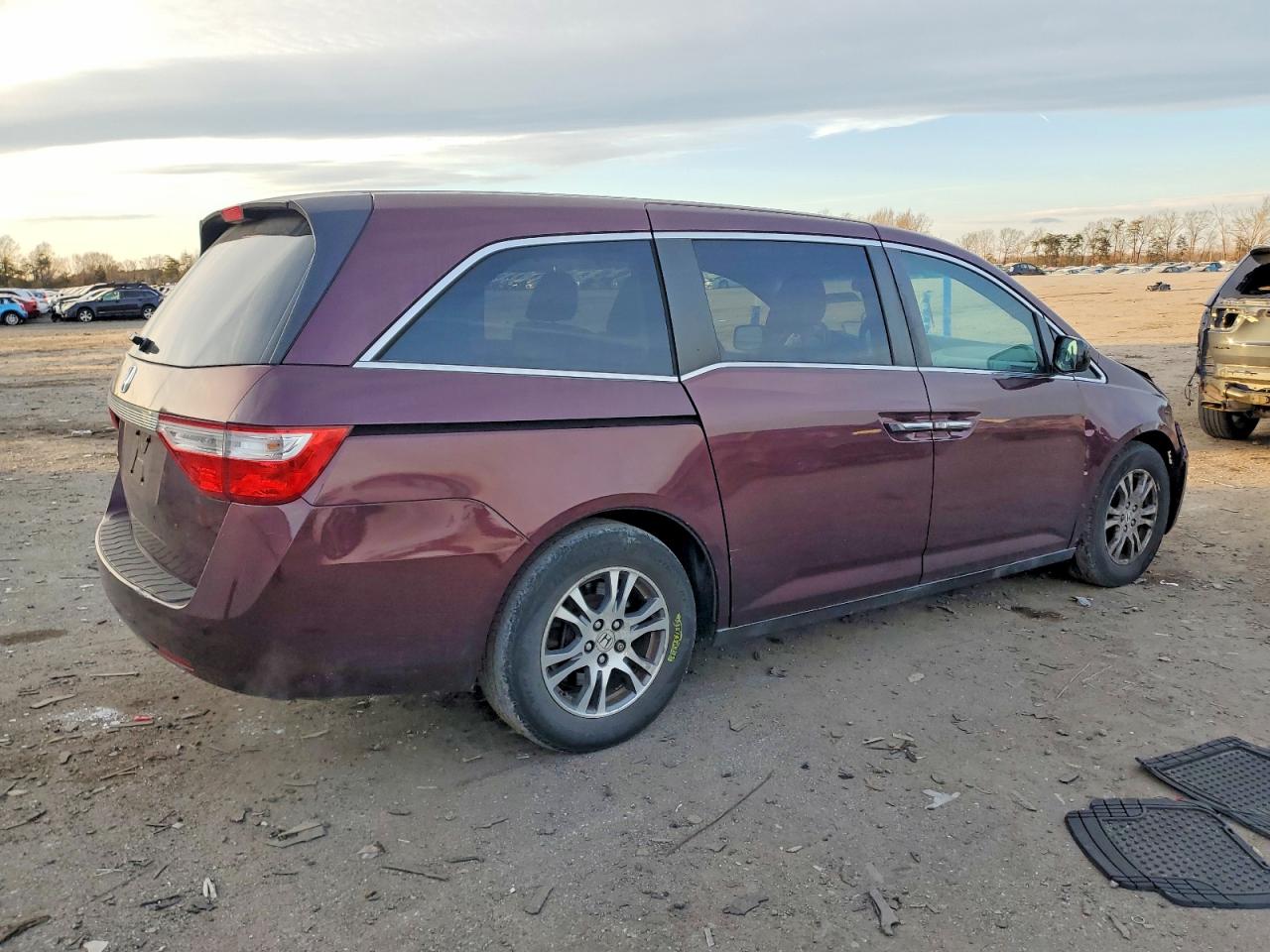 2011 Honda Odyssey Ex Burgundy vin: 5FNRL5H48BB093521