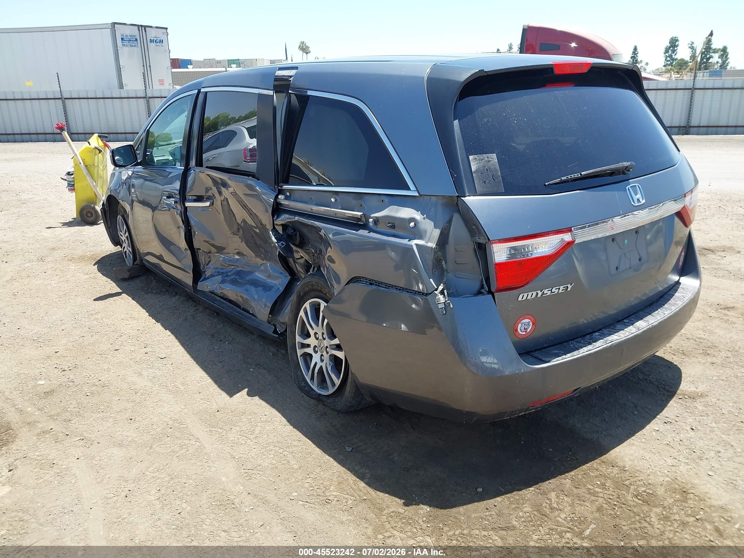 2011 Honda Odyssey Ex Gray vin: 5FNRL5H48BB101360