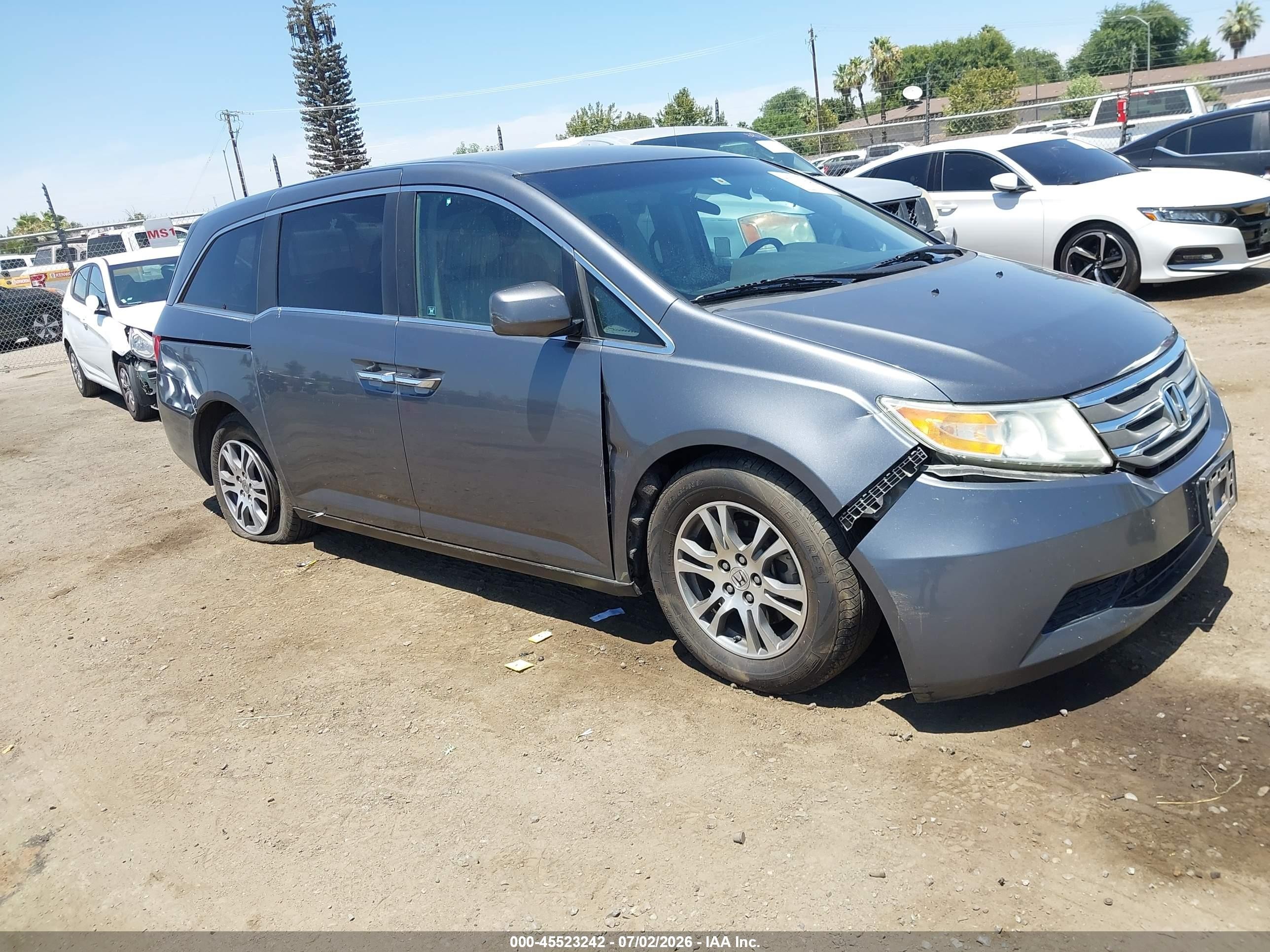 2011 Honda Odyssey Ex Gray vin: 5FNRL5H48BB101360