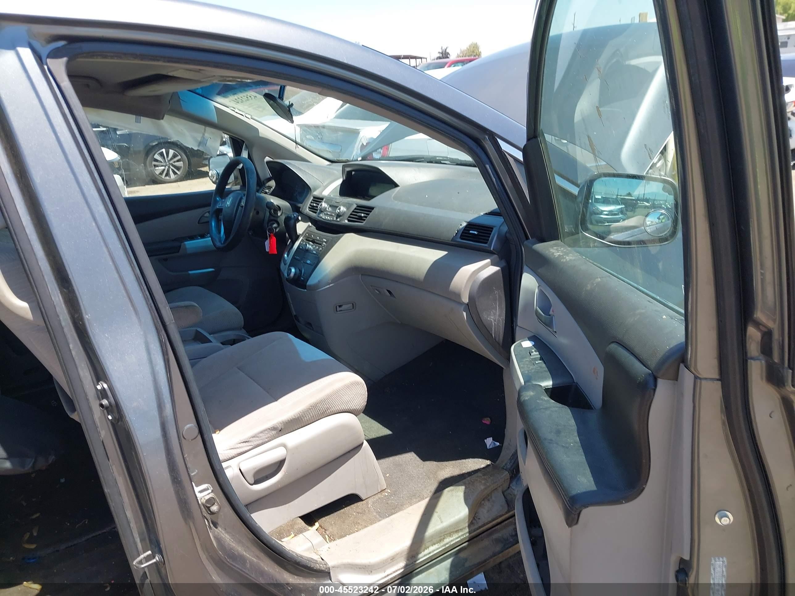 2011 Honda Odyssey Ex Gray vin: 5FNRL5H48BB101360