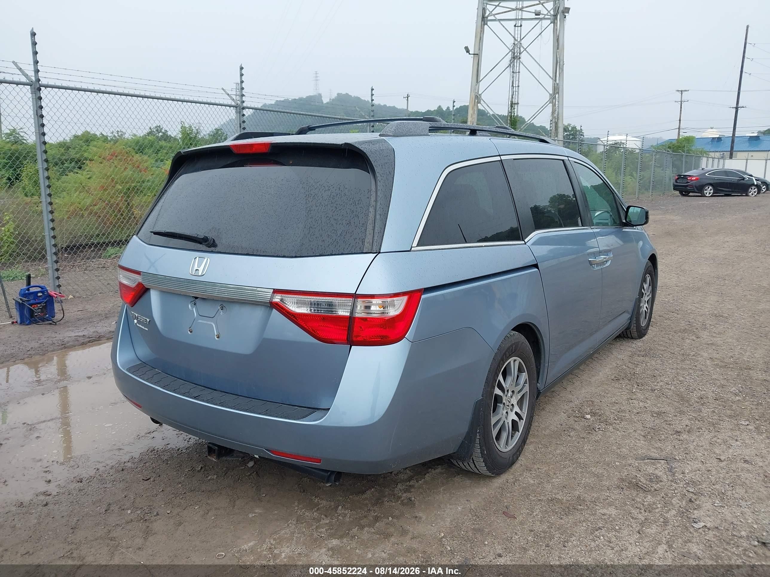 2013 Honda Odyssey Ex Light Blue vin: 5FNRL5H48DB051479