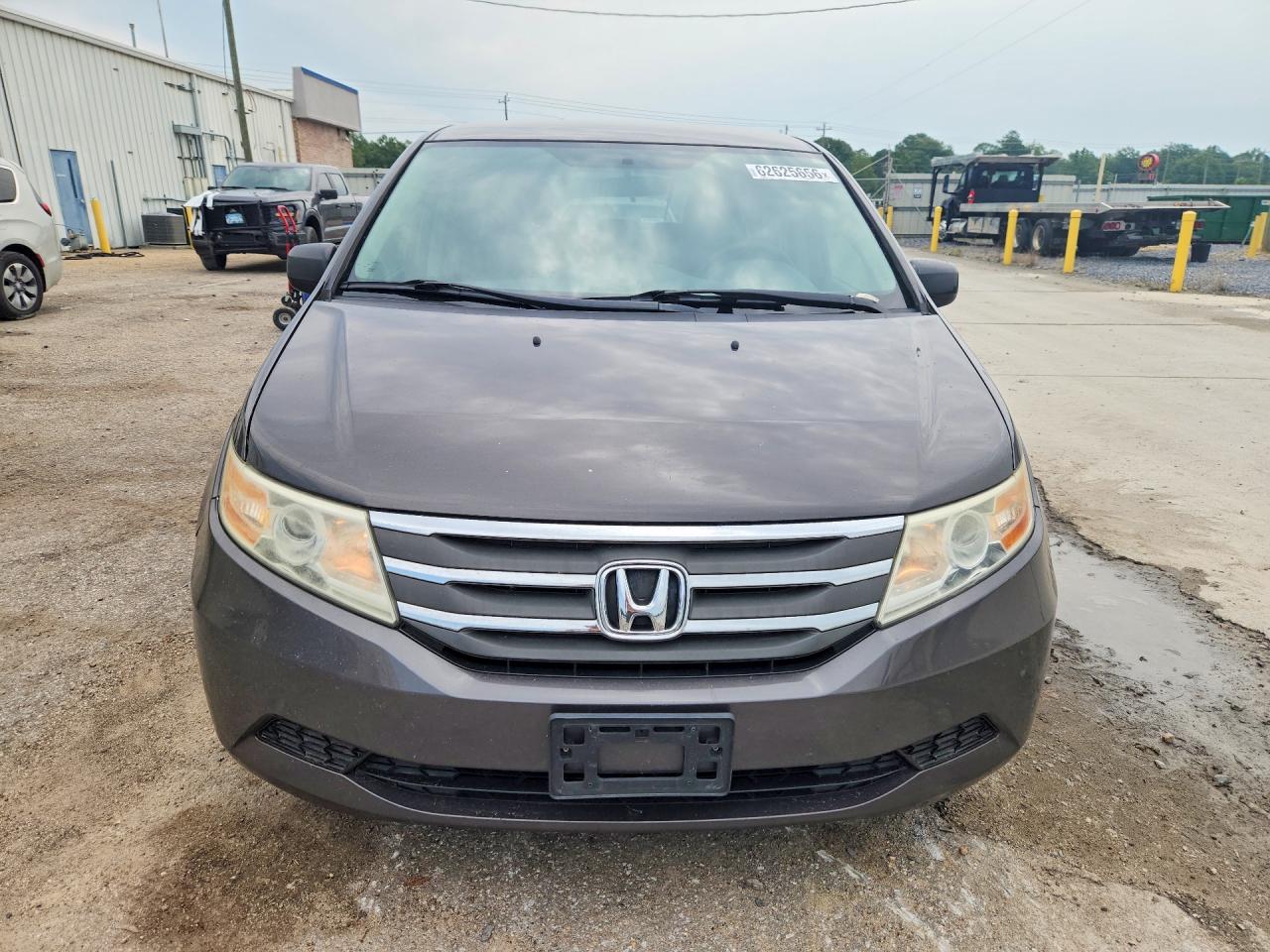 2013 Honda Odyssey Ex Gray vin: 5FNRL5H48DB072719