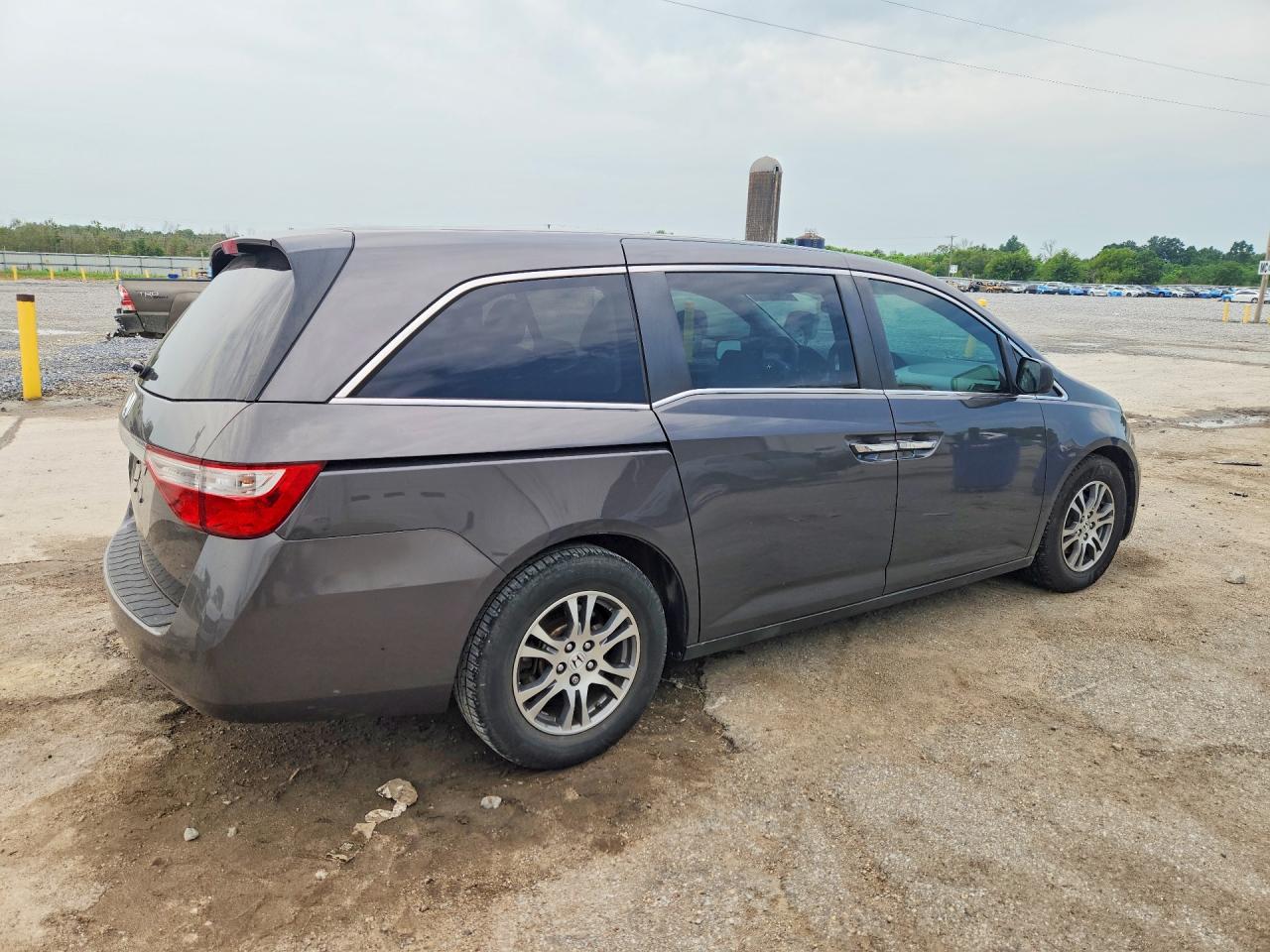 2013 Honda Odyssey Ex Gray vin: 5FNRL5H48DB072719