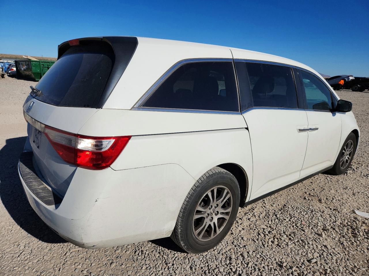 2013 Honda Odyssey Ex White vin: 5FNRL5H48DB082196