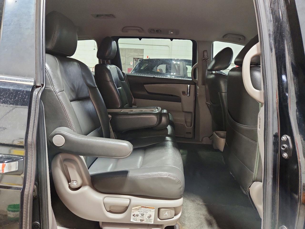 2014 Honda Odyssey Ex Black vin: 5FNRL5H48EB019293