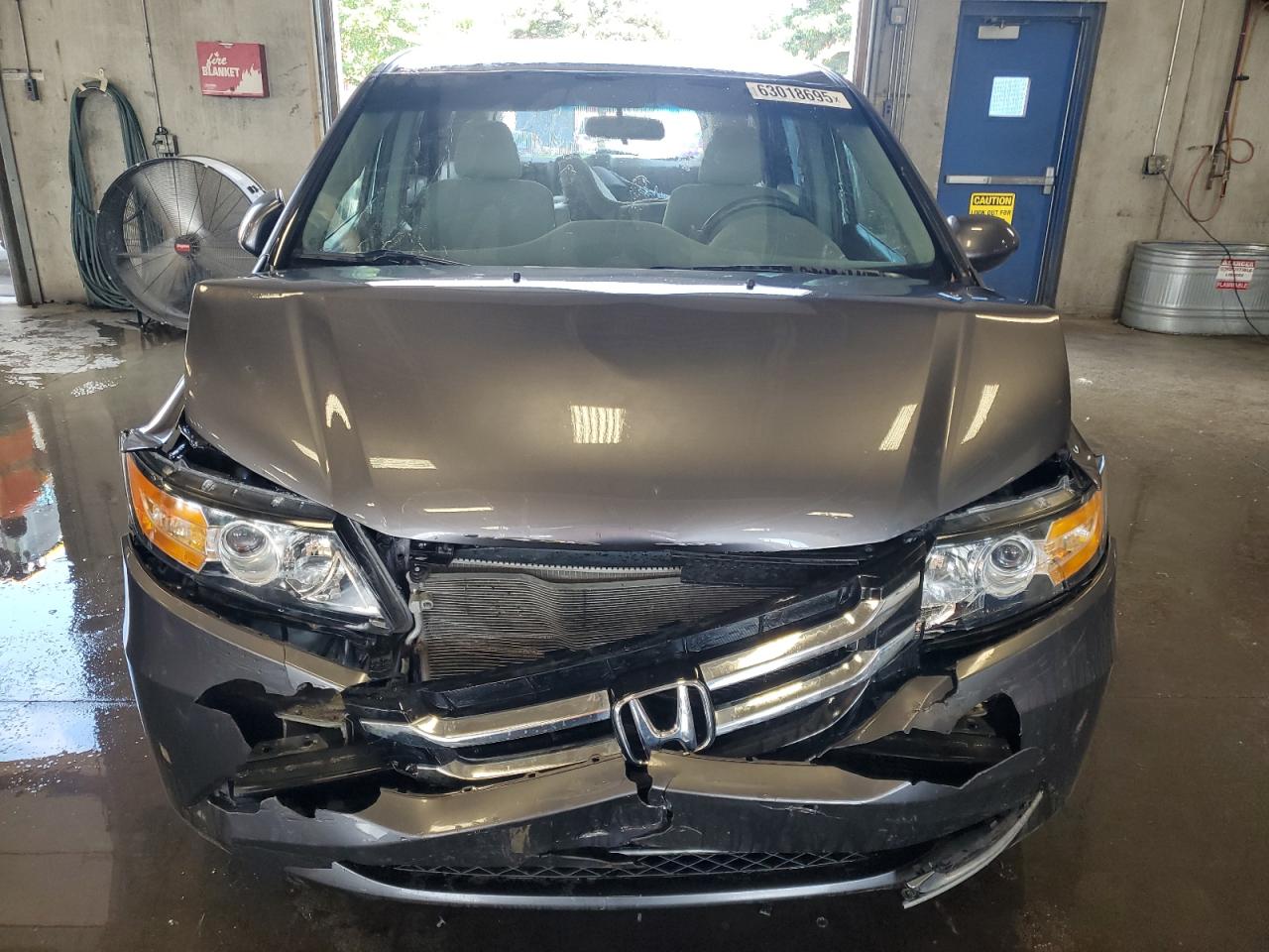 2015 Honda Odyssey Ex   Gray vin: 5FNRL5H48FB026052