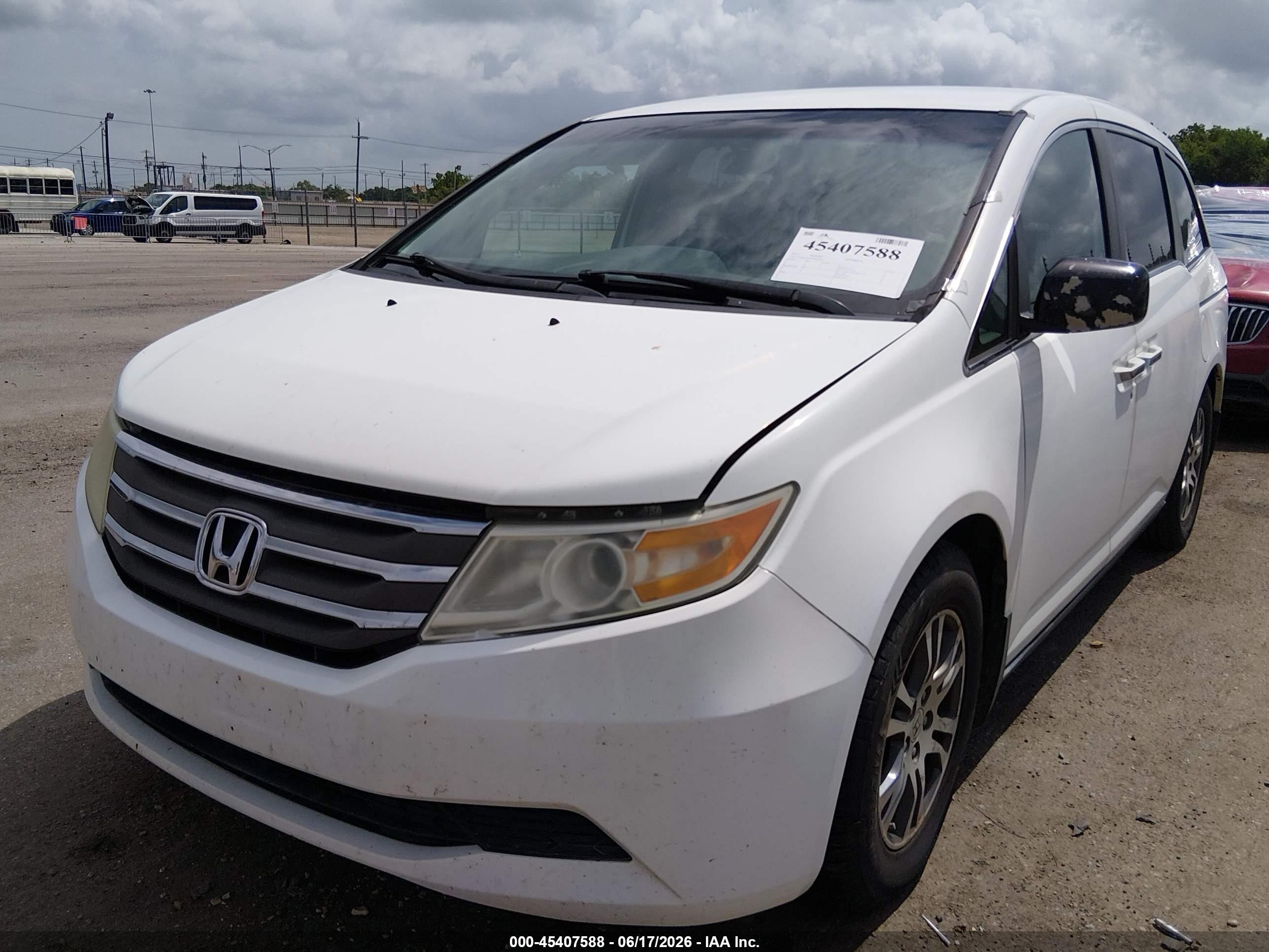 2011 Honda Odyssey Ex White vin: 5FNRL5H49BB003051