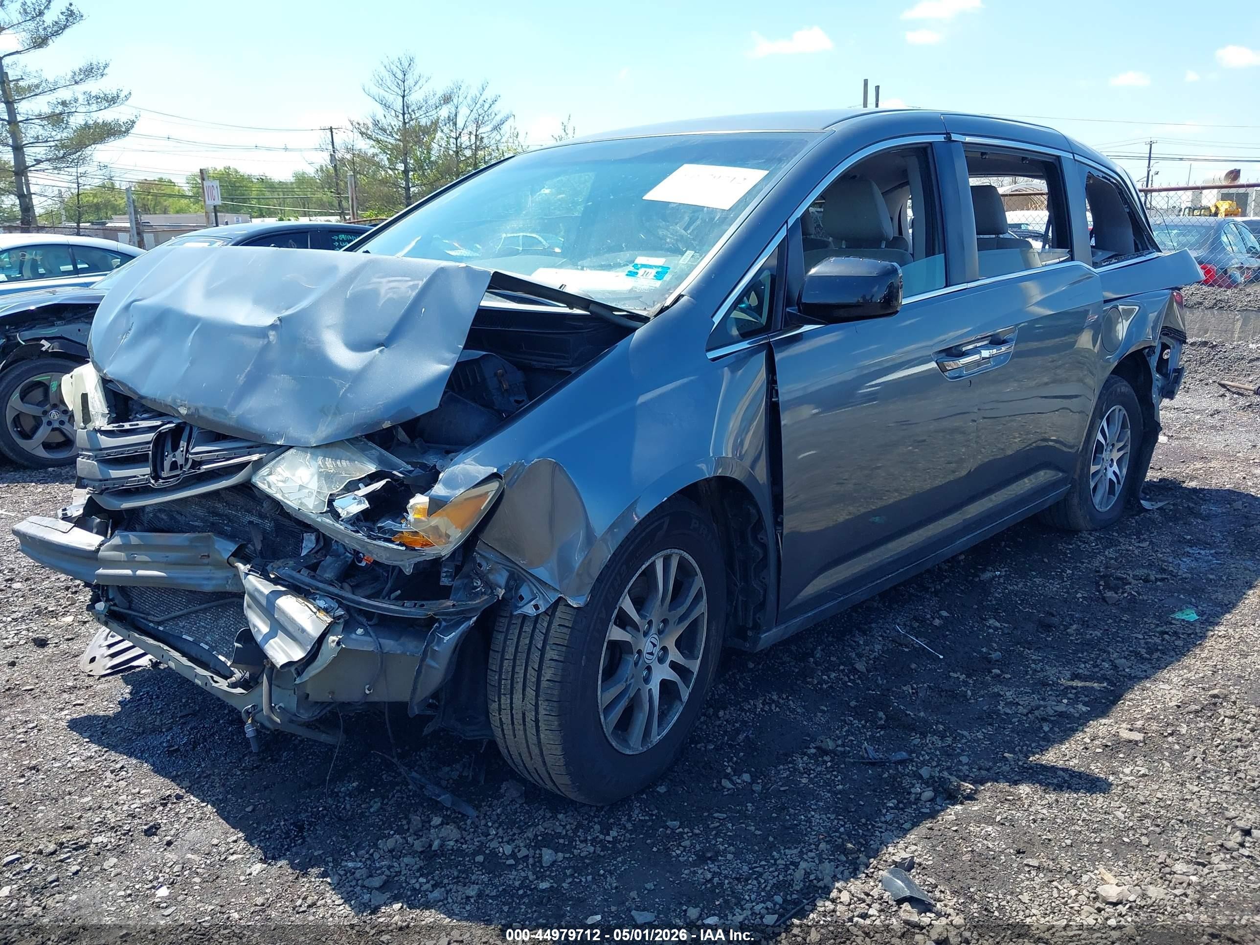 2011 Honda Odyssey Ex Gray vin: 5FNRL5H49BB009531