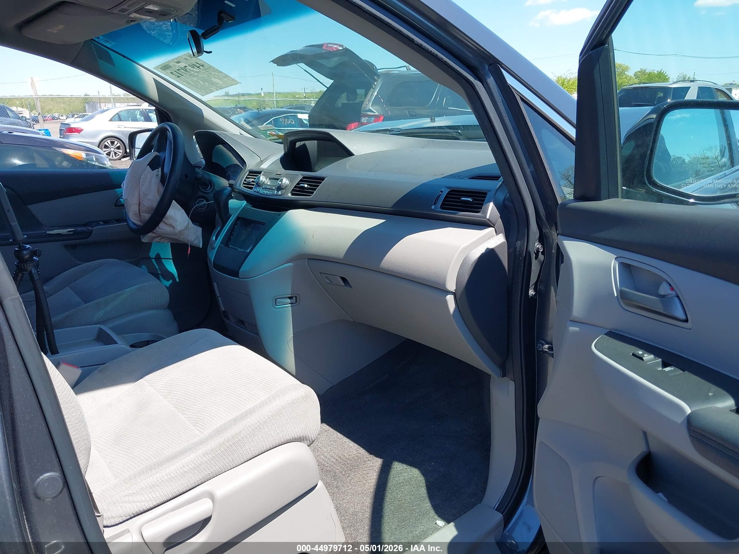 2011 Honda Odyssey Ex Gray vin: 5FNRL5H49BB009531