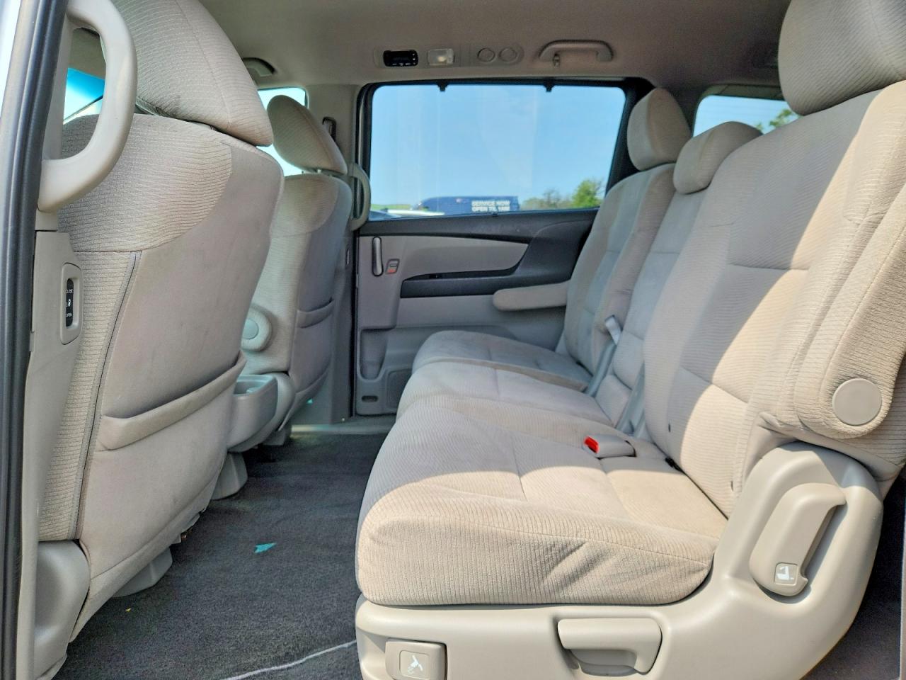 2011 Honda Odyssey Ex Silver vin: 5FNRL5H49BB025454