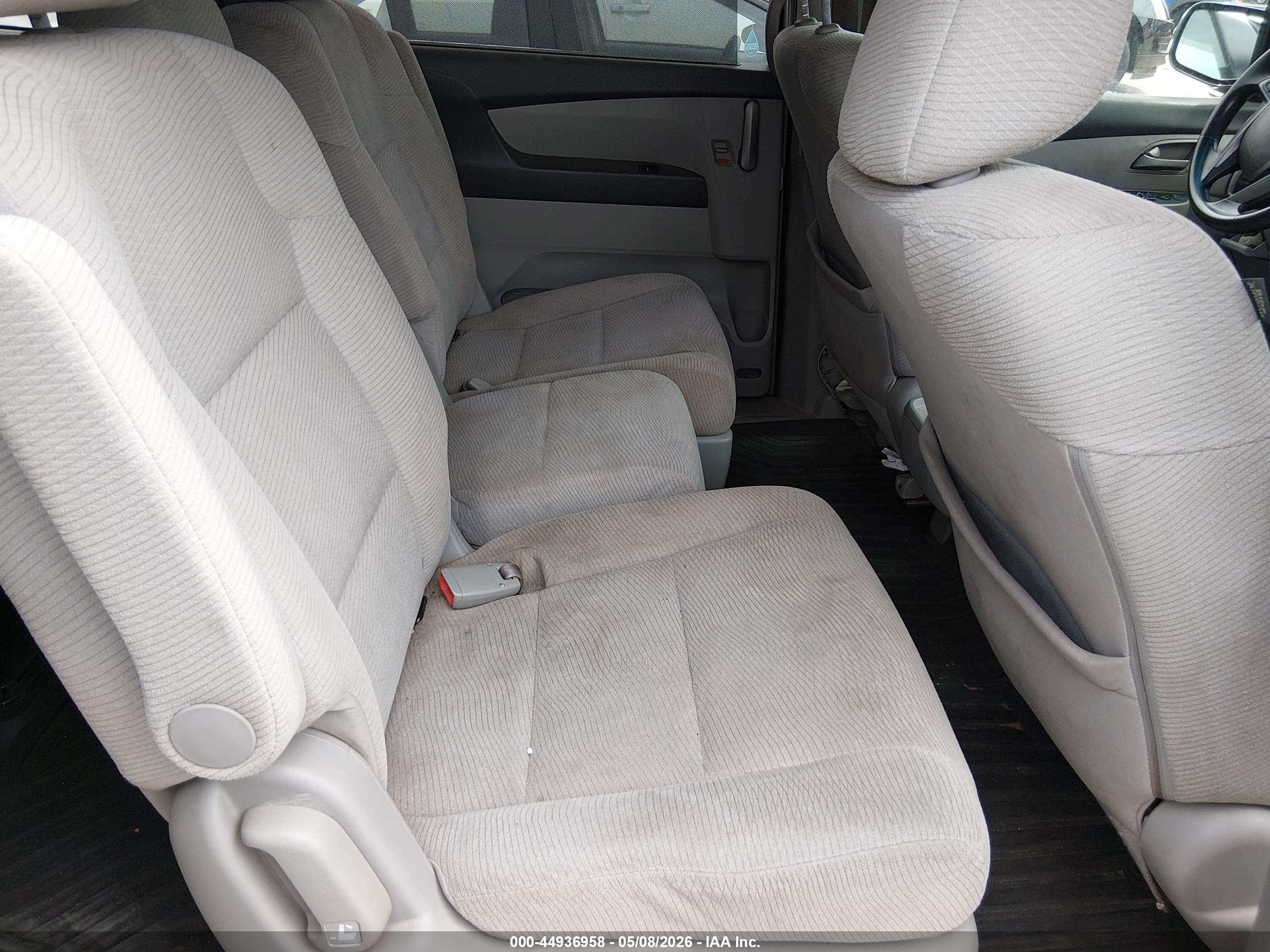 2011 Honda Odyssey Ex Silver vin: 5FNRL5H49BB060883