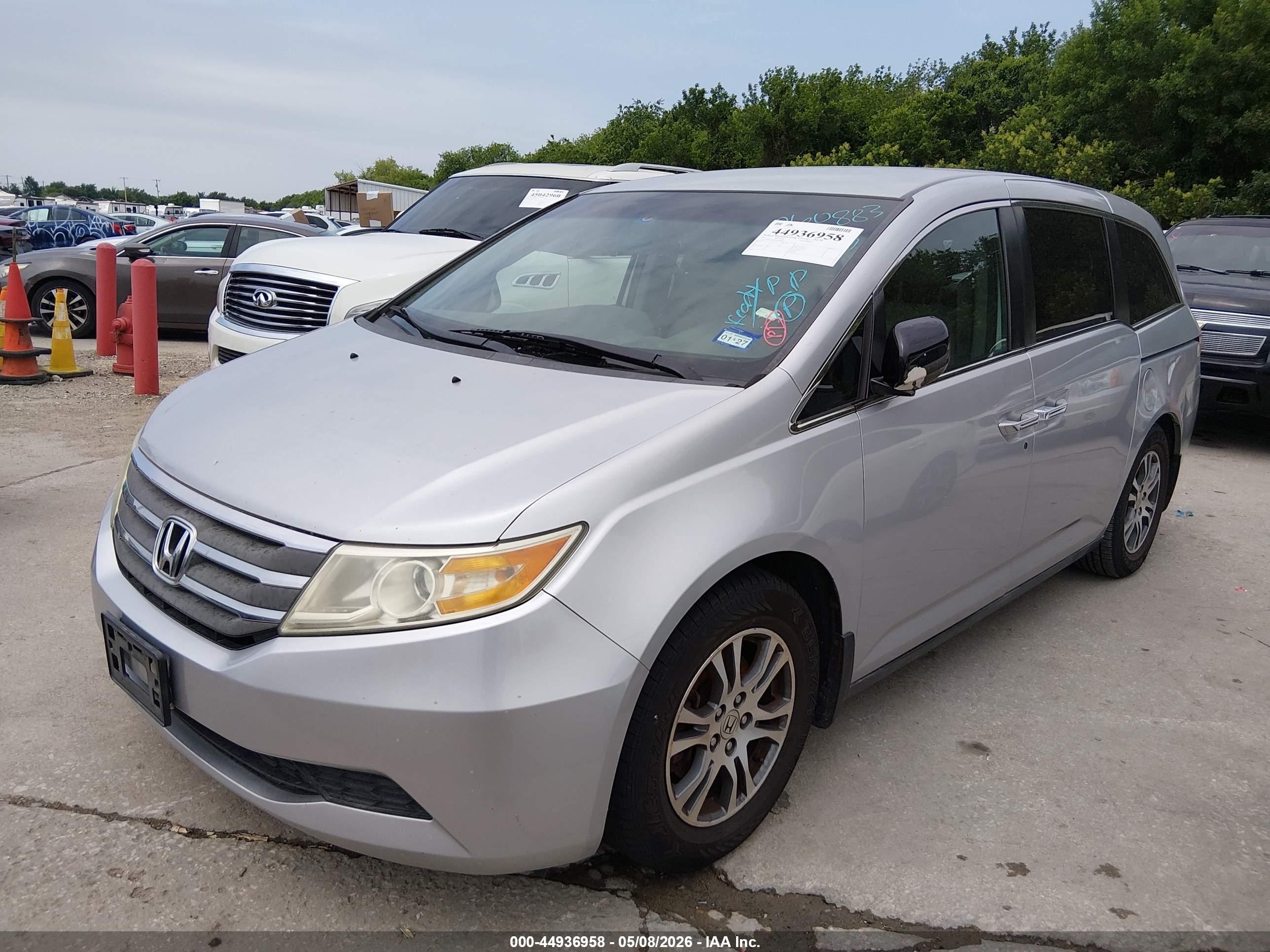 2011 Honda Odyssey Ex Silver vin: 5FNRL5H49BB060883
