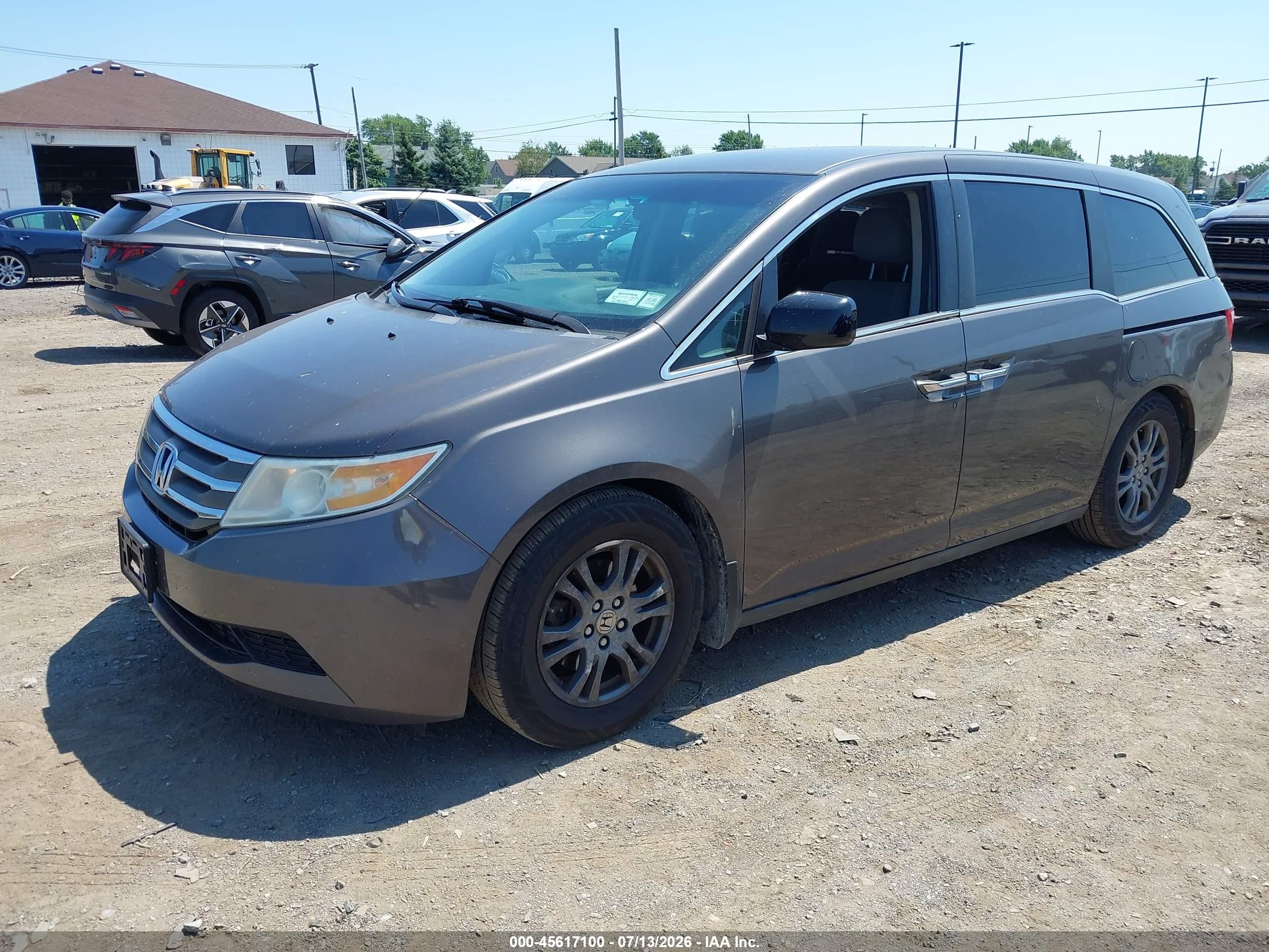 2011 Honda Odyssey Ex Gray vin: 5FNRL5H49BB070216