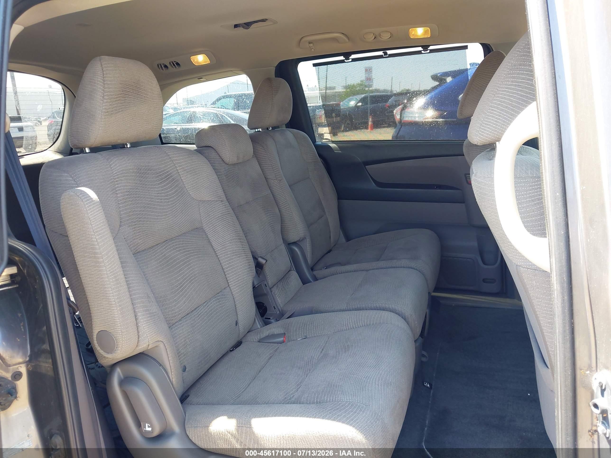 2011 Honda Odyssey Ex Gray vin: 5FNRL5H49BB070216