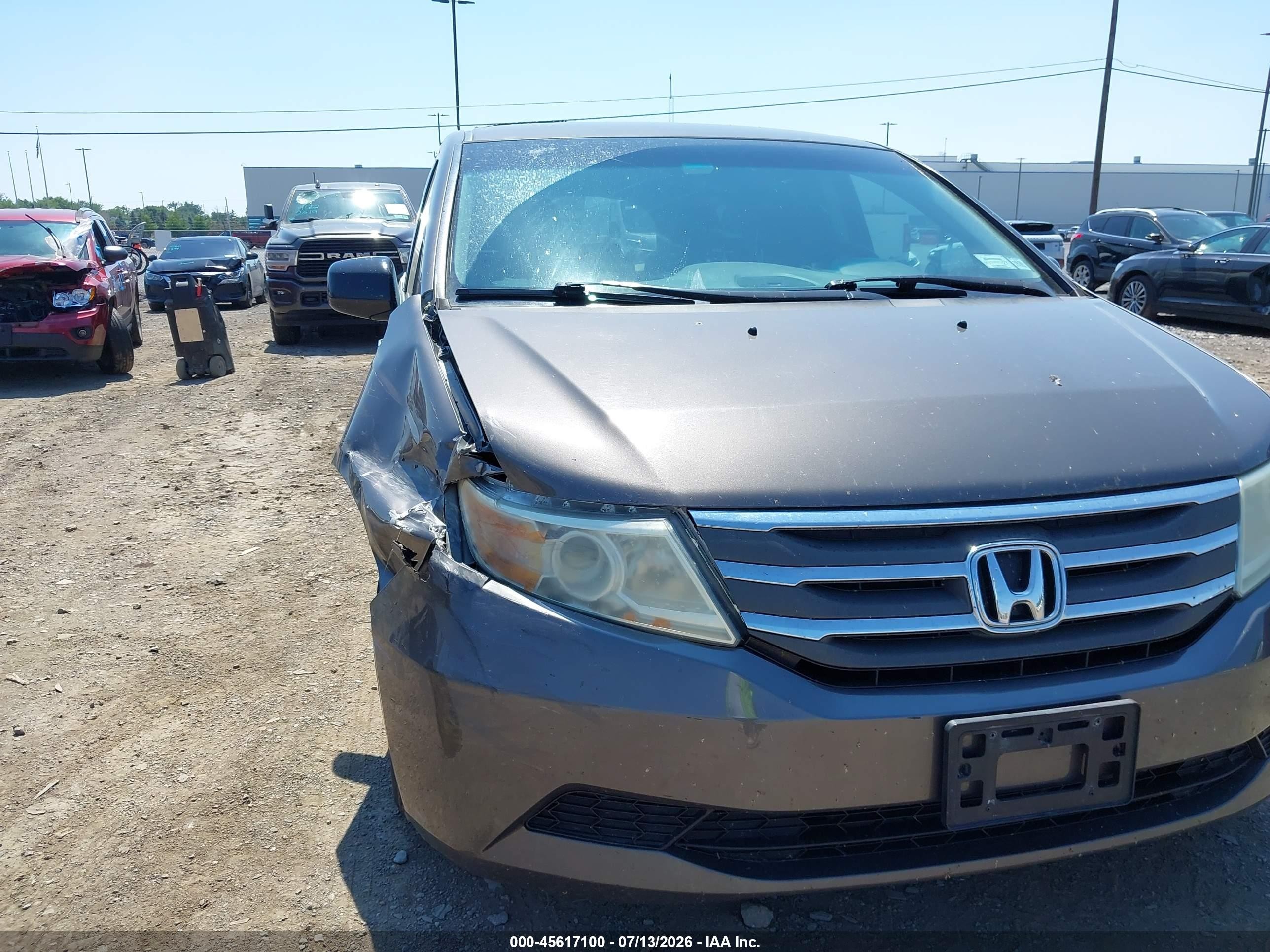 2011 Honda Odyssey Ex Gray vin: 5FNRL5H49BB070216
