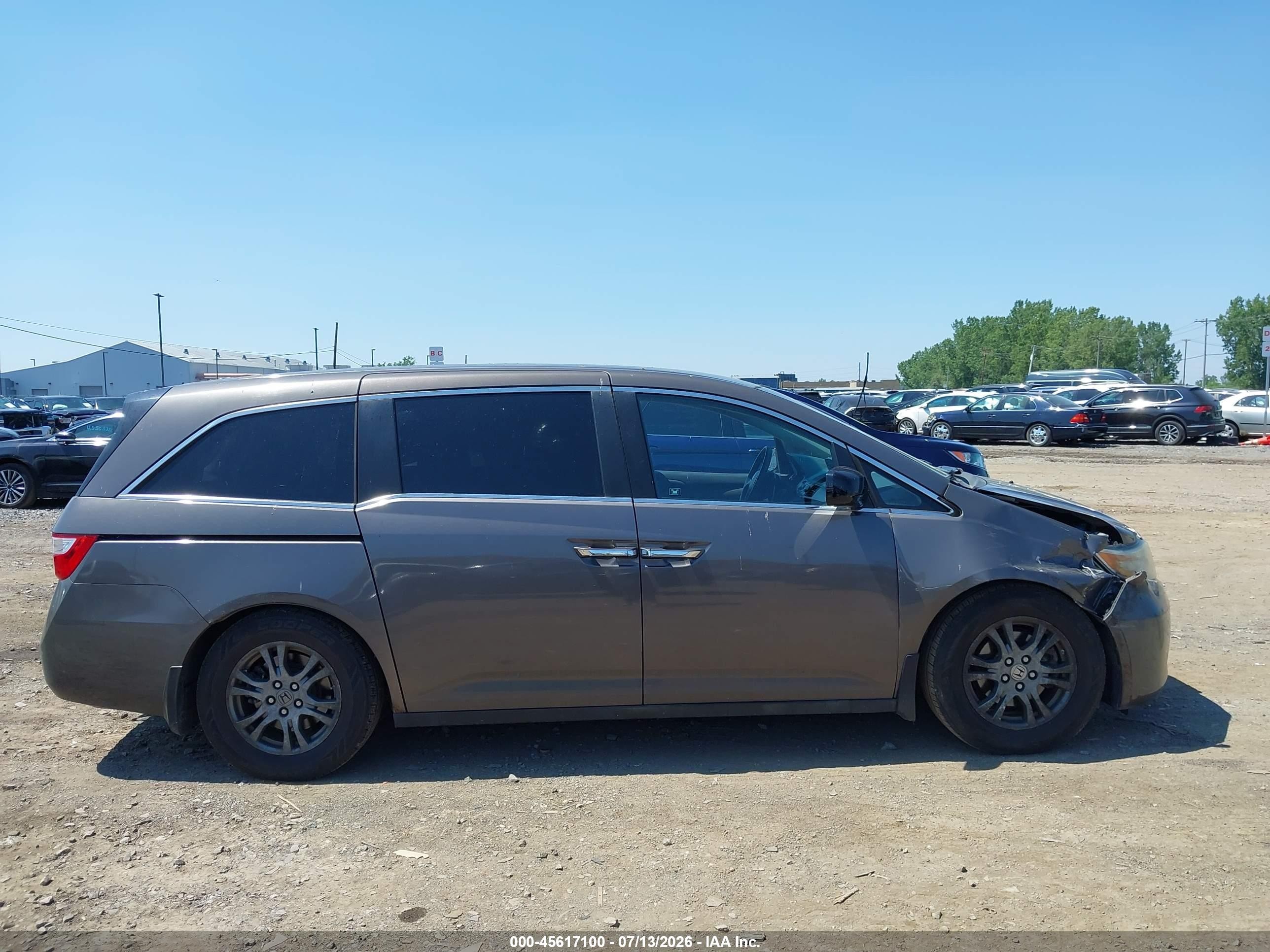 2011 Honda Odyssey Ex Gray vin: 5FNRL5H49BB070216