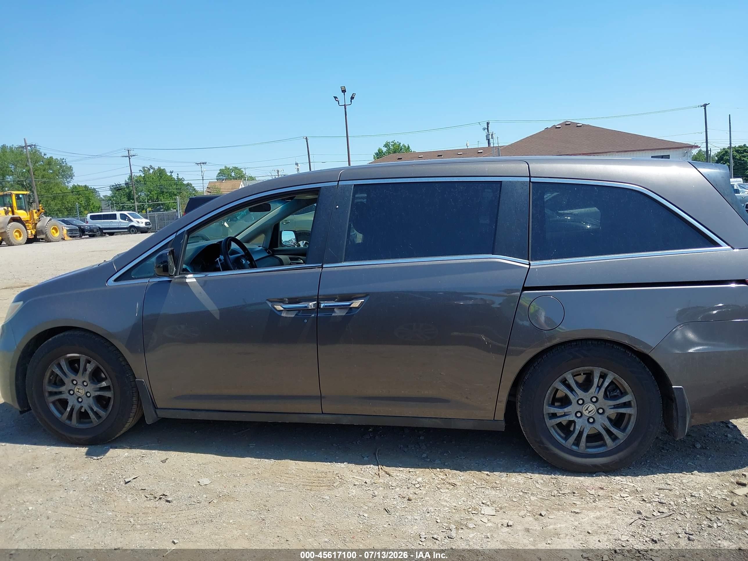 2011 Honda Odyssey Ex Gray vin: 5FNRL5H49BB070216