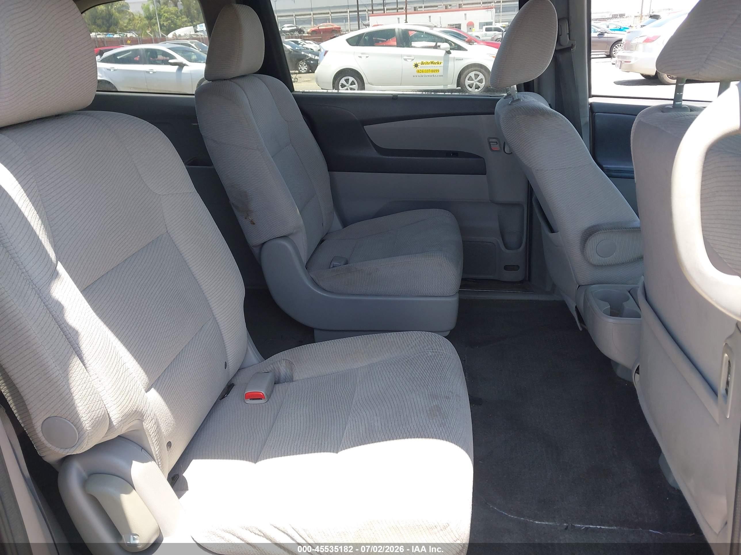 2012 Honda Odyssey Ex Gray vin: 5FNRL5H49CB068323