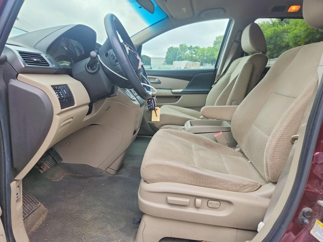 2012 Honda Odyssey Ex Burgundy vin: 5FNRL5H49CB122736