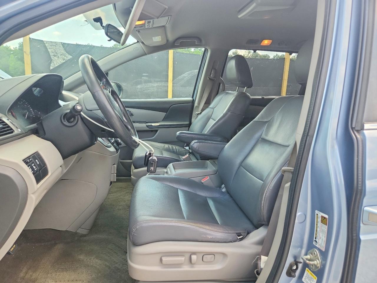 2014 Honda Odyssey Ex Blue vin: 5FNRL5H49EB063951