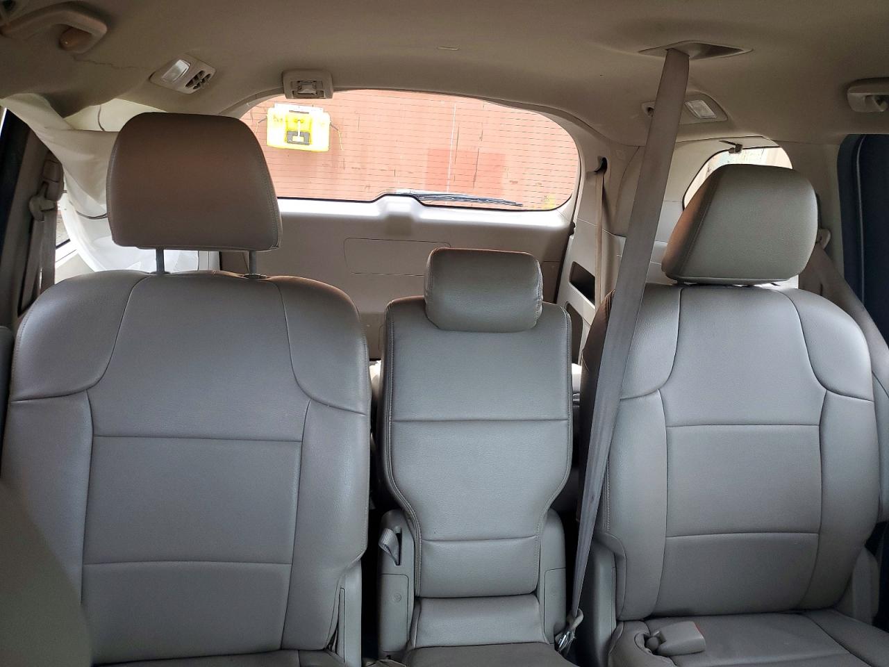 2014 Honda Odyssey White vin: 5FNRL5H49EB082158