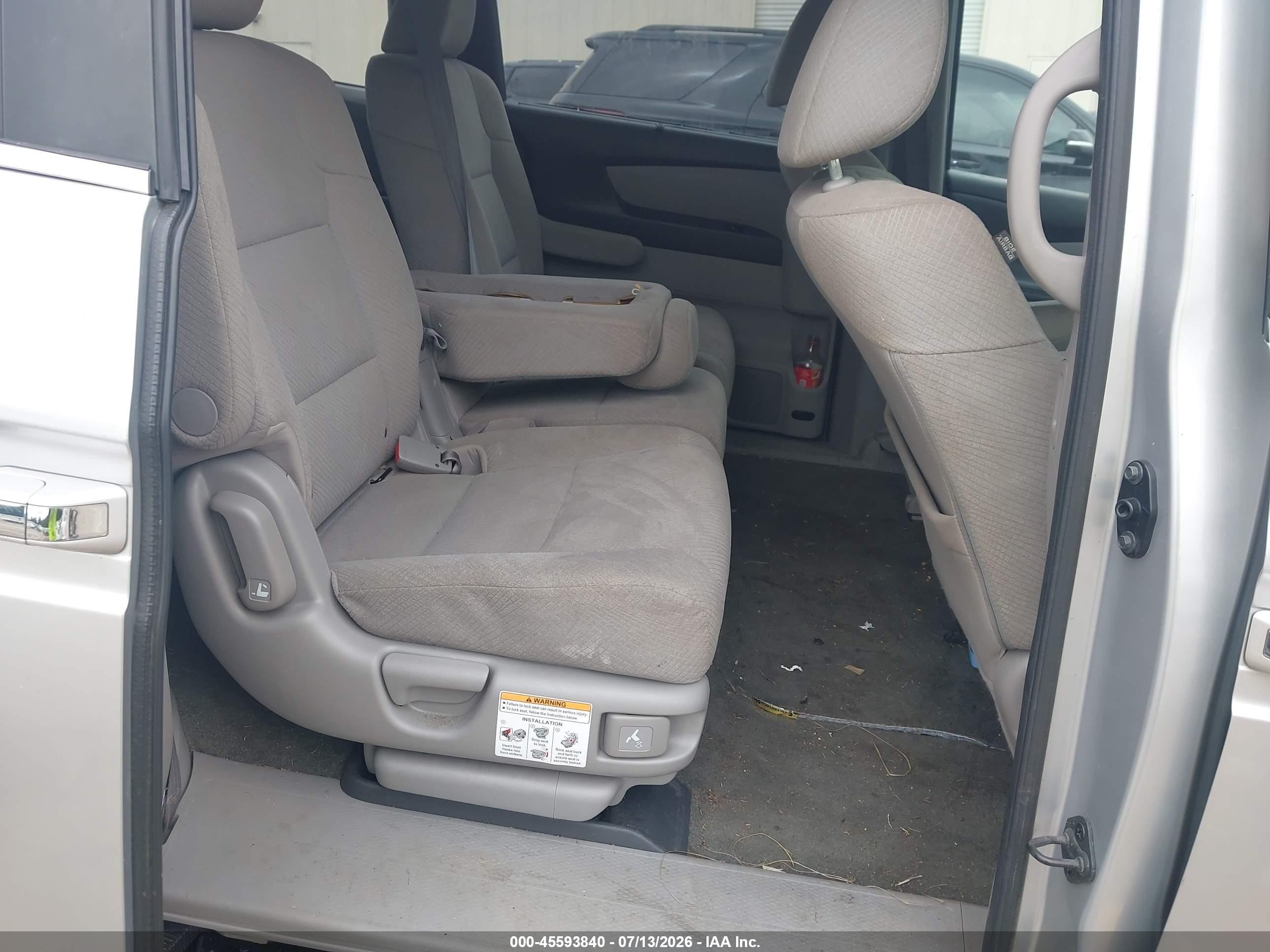 2015 Honda Odyssey Ex Silver vin: 5FNRL5H49FB063093