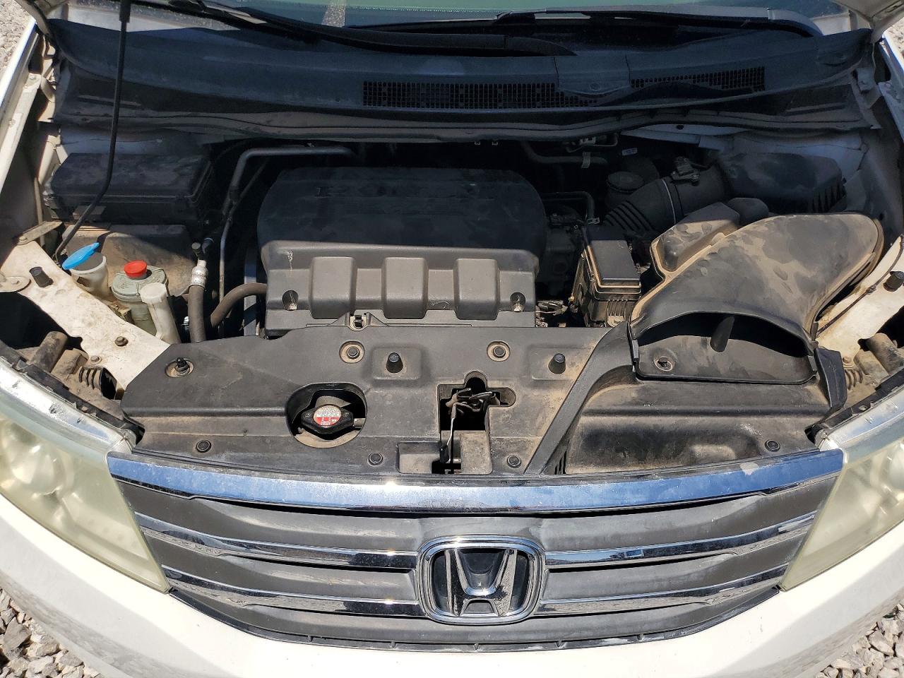 2011 Honda Odyssey Ex White vin: 5FNRL5H4XBB063680