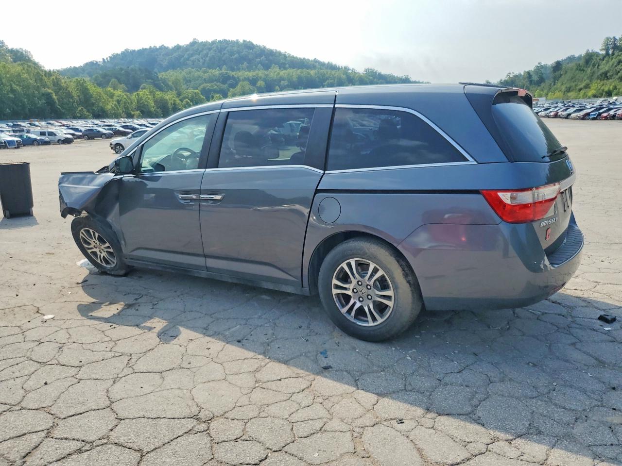 2011 Honda Odyssey Ex Gray vin: 5FNRL5H4XBB075067