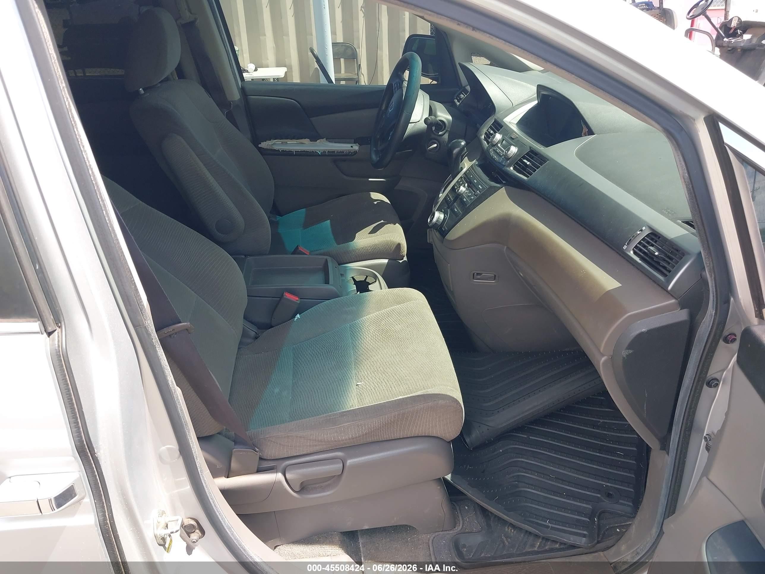 2012 Honda Odyssey Ex Silver vin: 5FNRL5H4XCB104777