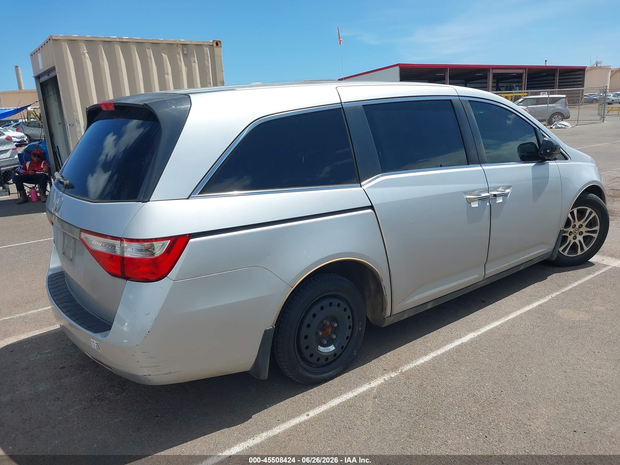 2012 Honda Odyssey Ex Silver vin: 5FNRL5H4XCB104777