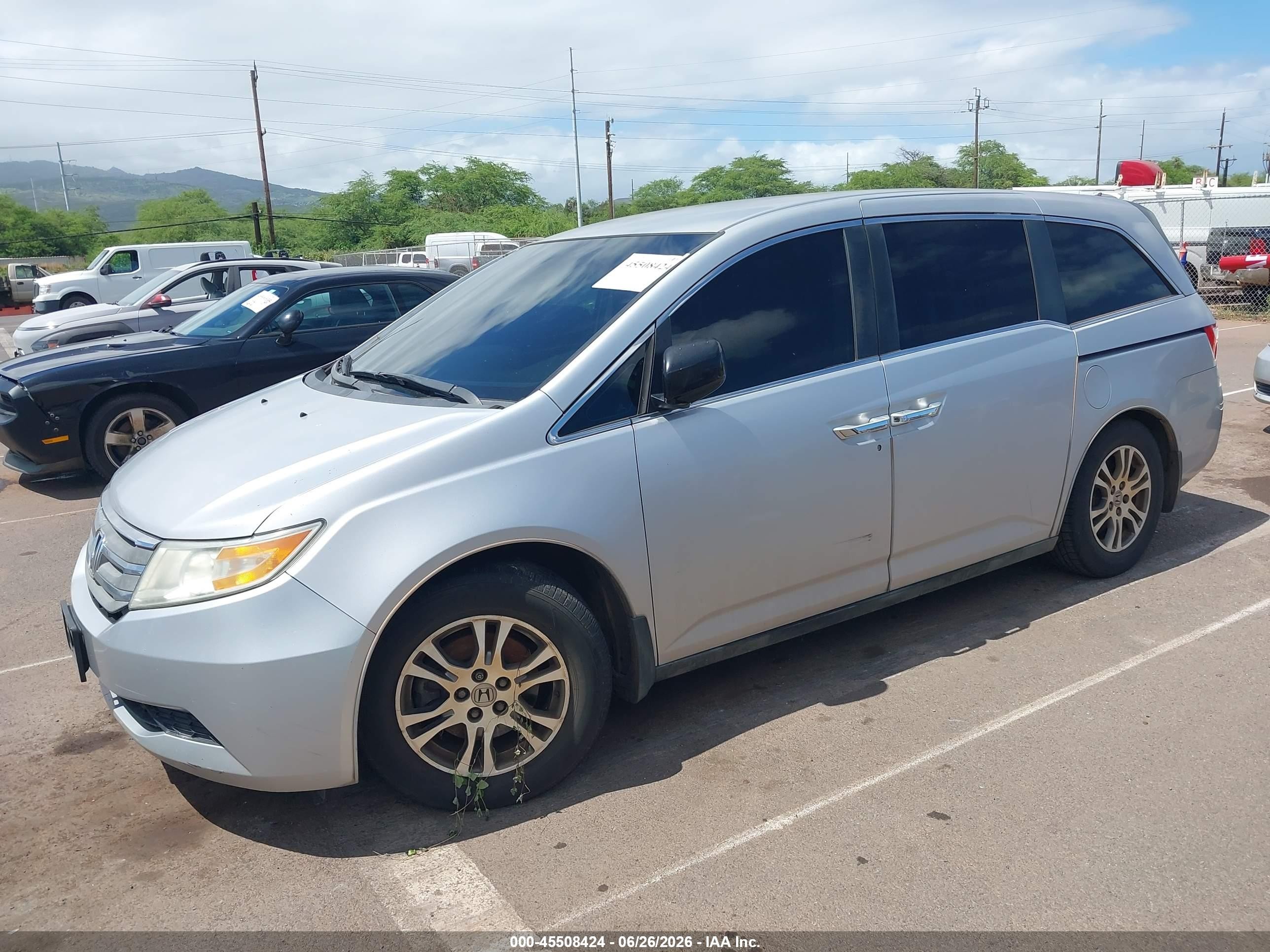 2012 Honda Odyssey Ex Silver vin: 5FNRL5H4XCB104777