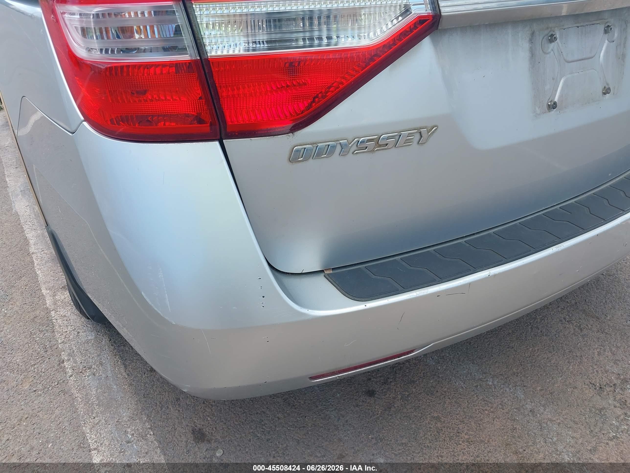 2012 Honda Odyssey Ex Silver vin: 5FNRL5H4XCB104777