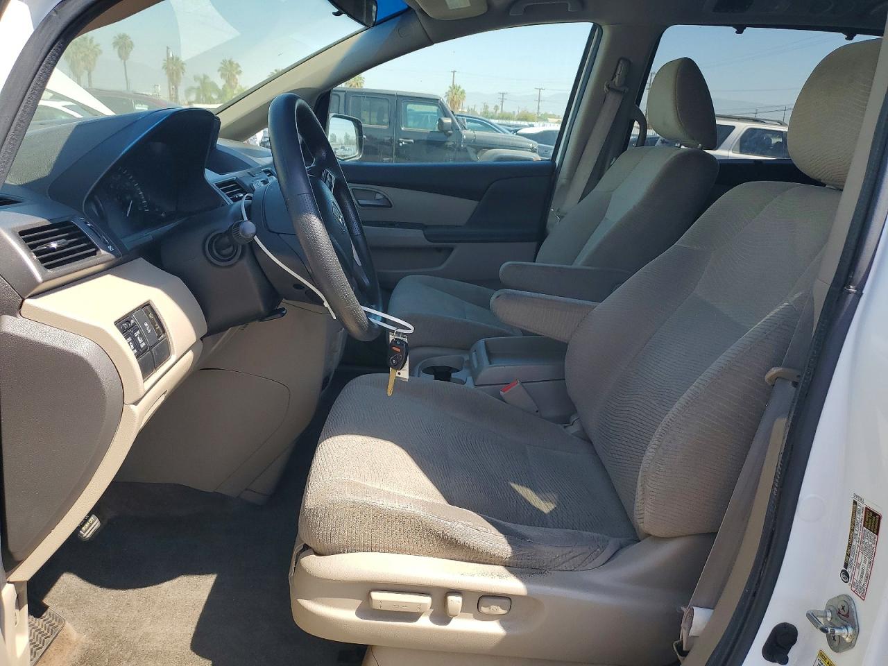 2013 Honda Odyssey Ex White vin: 5FNRL5H4XDB051919