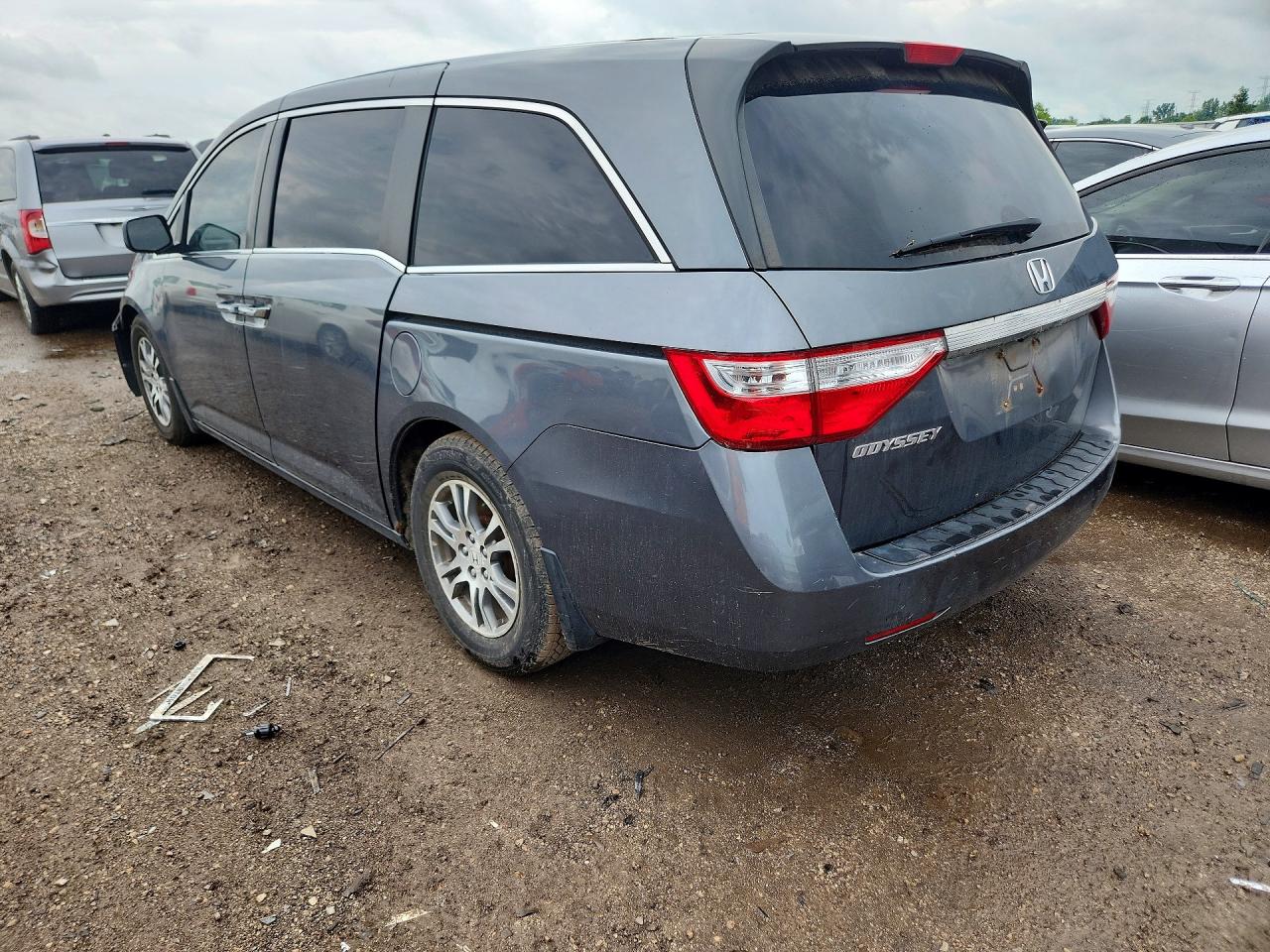2013 Honda Odyssey Ex Gray vin: 5FNRL5H4XDB066419