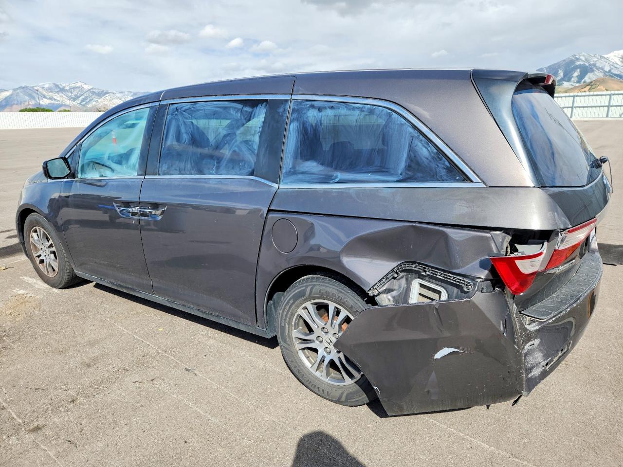 2013 Honda Odyssey Ex Gray vin: 5FNRL5H4XDB090803