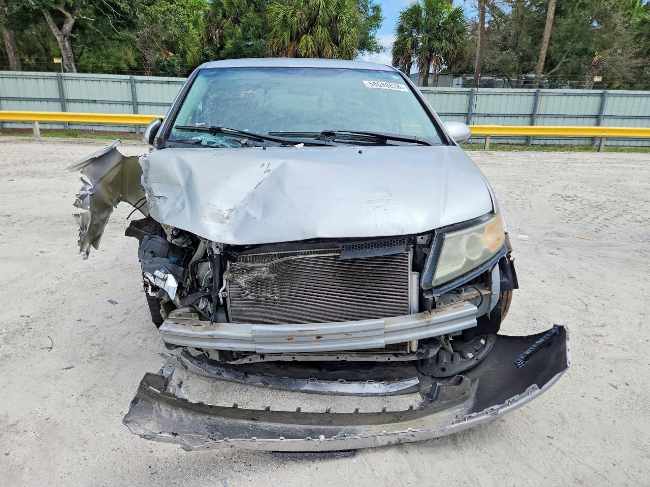 2014 Honda Odyssey Ex Silver vin: 5FNRL5H4XEB054661