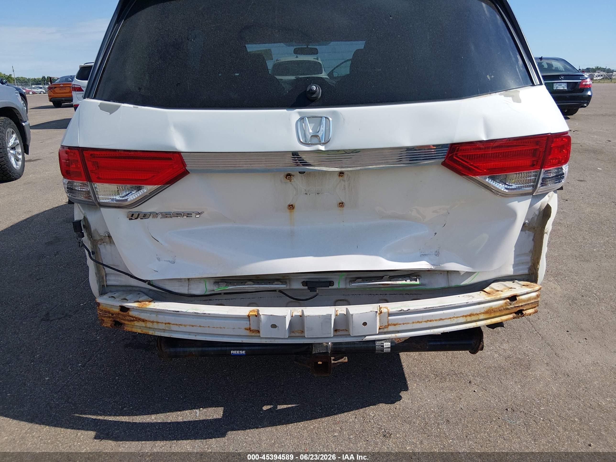 2014 Honda Odyssey Ex White vin: 5FNRL5H4XEB111327
