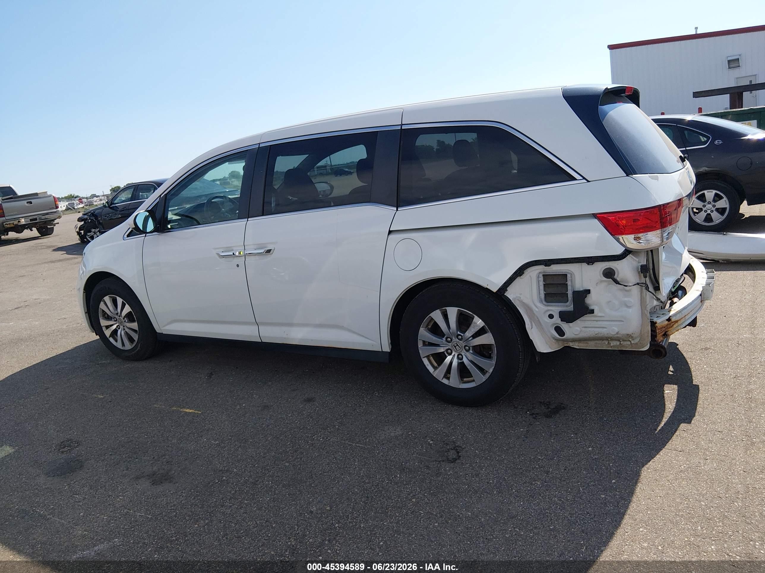 2014 Honda Odyssey Ex White vin: 5FNRL5H4XEB111327
