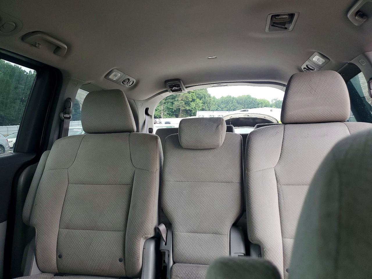 2016 Honda Odyssey Ex Silver vin: 5FNRL5H4XGB125621