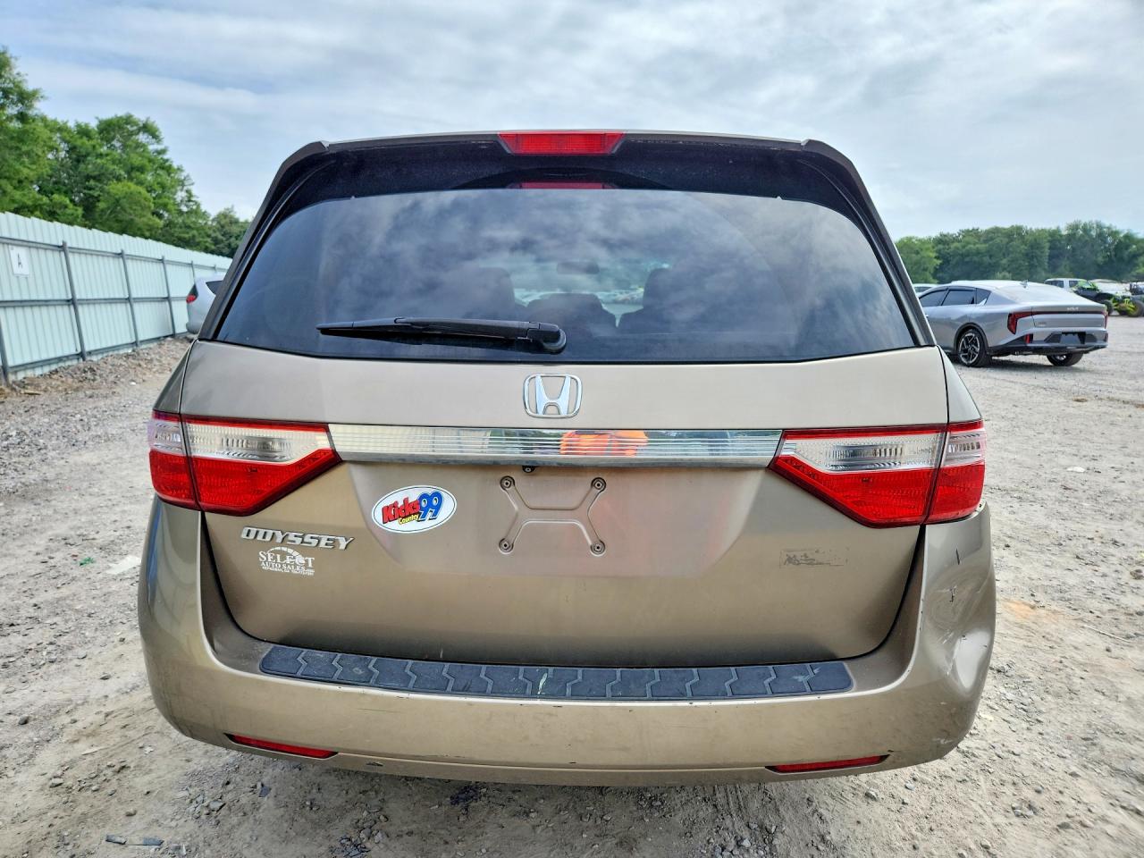 2011 Honda Odyssey Exl Gold vin: 5FNRL5H60BB016840