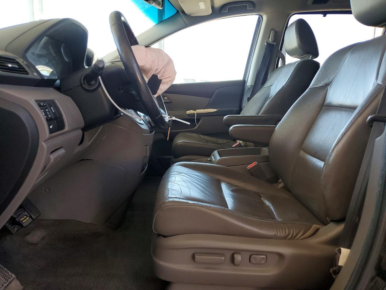 2011 Honda 2dcv Черный vin: 5FNRL5H60BB018474
