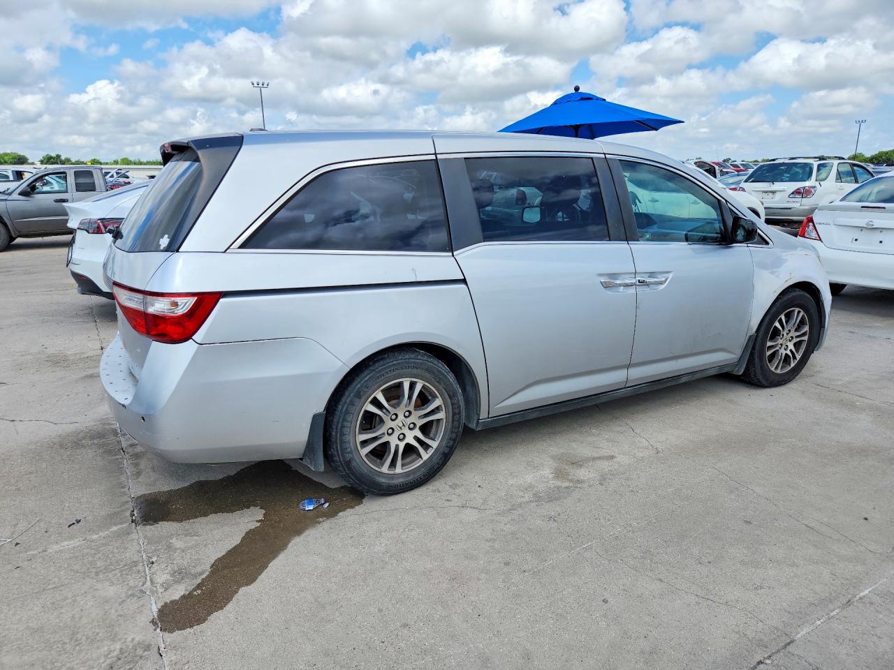2011 Honda Odyssey Exl Silver vin: 5FNRL5H60BB048848