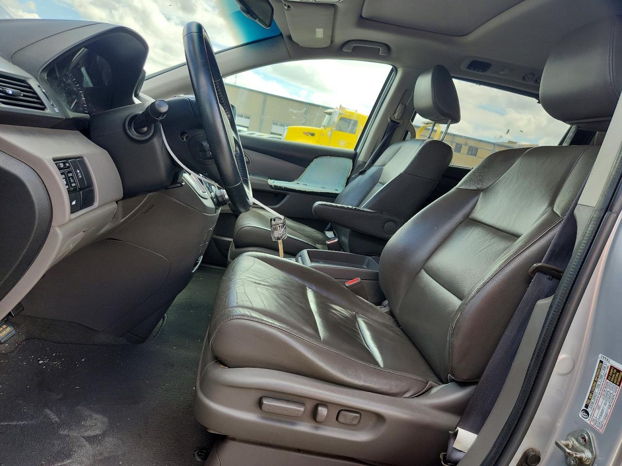 2011 Honda Odyssey Exl Silver vin: 5FNRL5H60BB048848