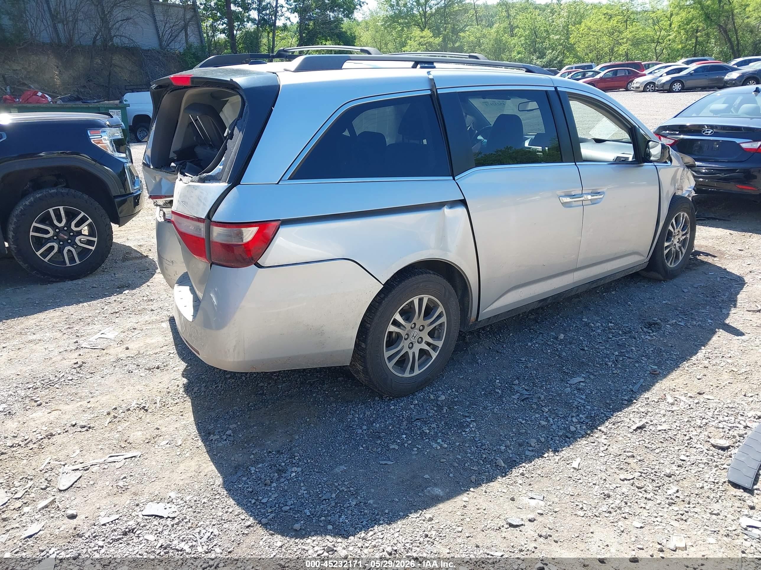 2011 Honda Odyssey Ex-l Silver vin: 5FNRL5H60BB050891