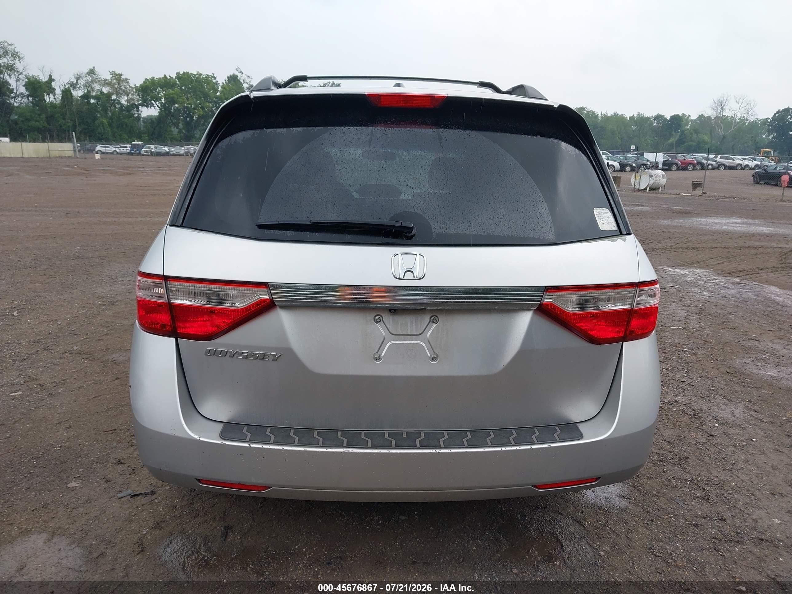 2011 Honda Odyssey Ex-l Серебряный vin: 5FNRL5H60BB070395